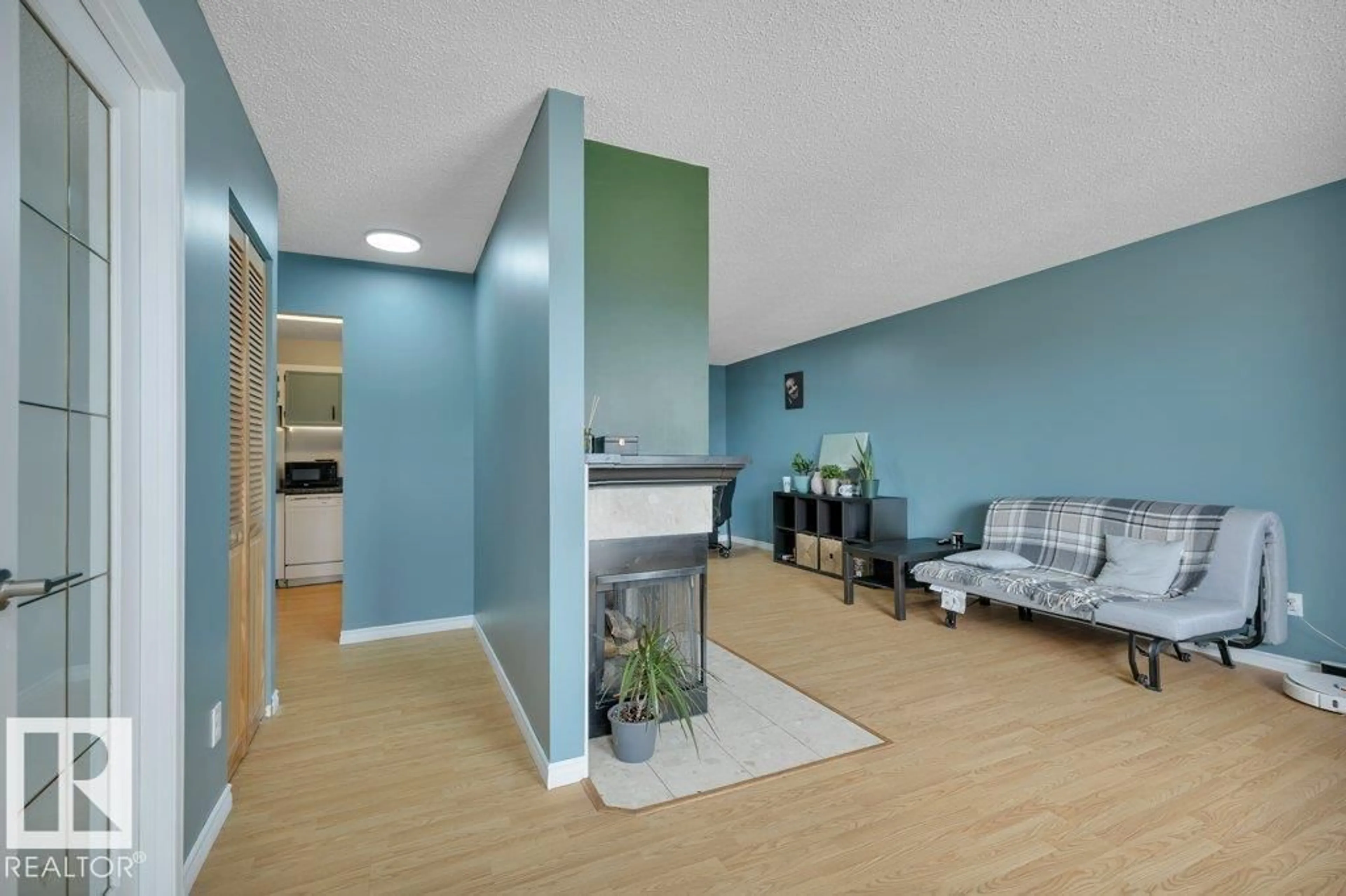 Unknown for 2336 151 AV, Edmonton Alberta T5Y2L1