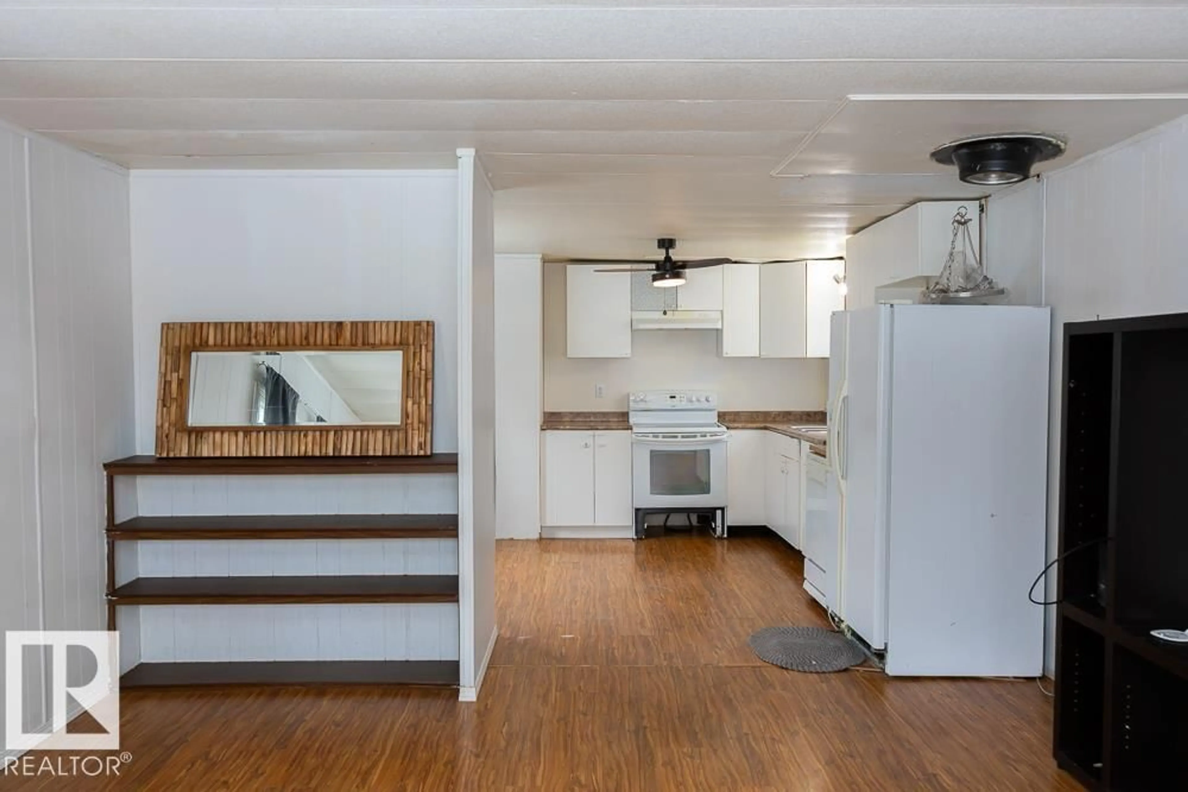 Unknown for 5016 44 ST, Drayton Valley Alberta T7A1B3