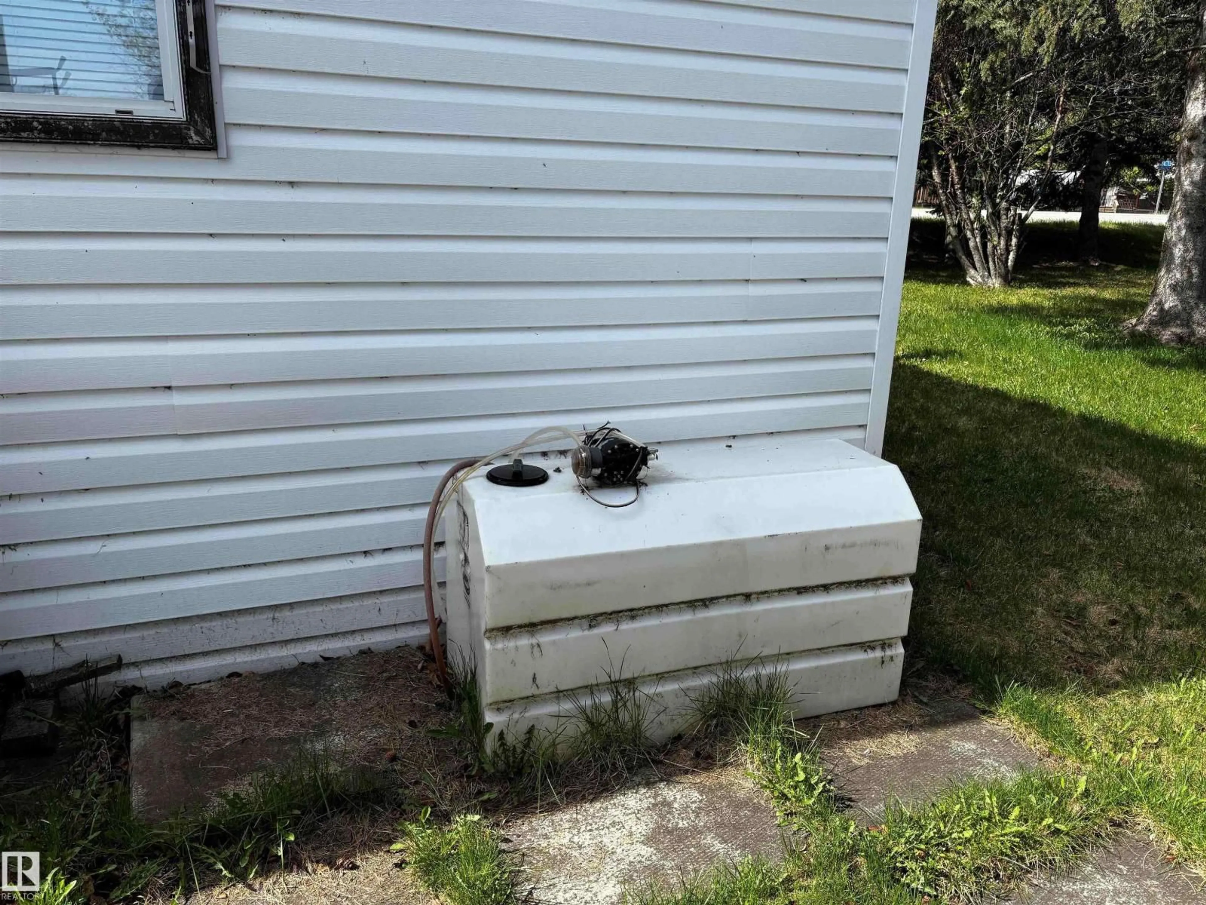 Unknown for 904 LAKESHORE DR, Rural Wetaskiwin County Alberta T0C0T0