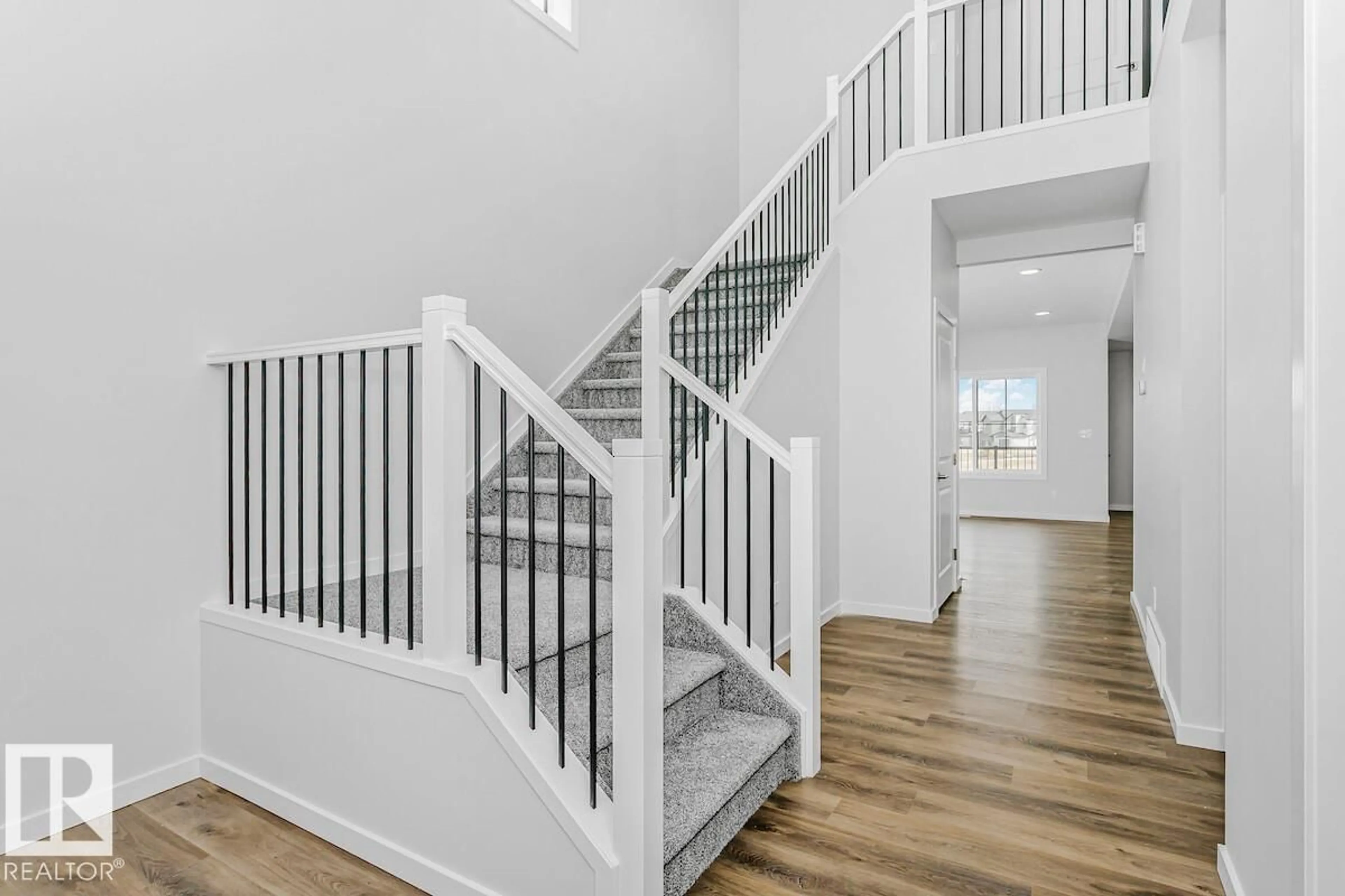 Stairs for 2431 EGRET LO, Edmonton Alberta T6M3G9