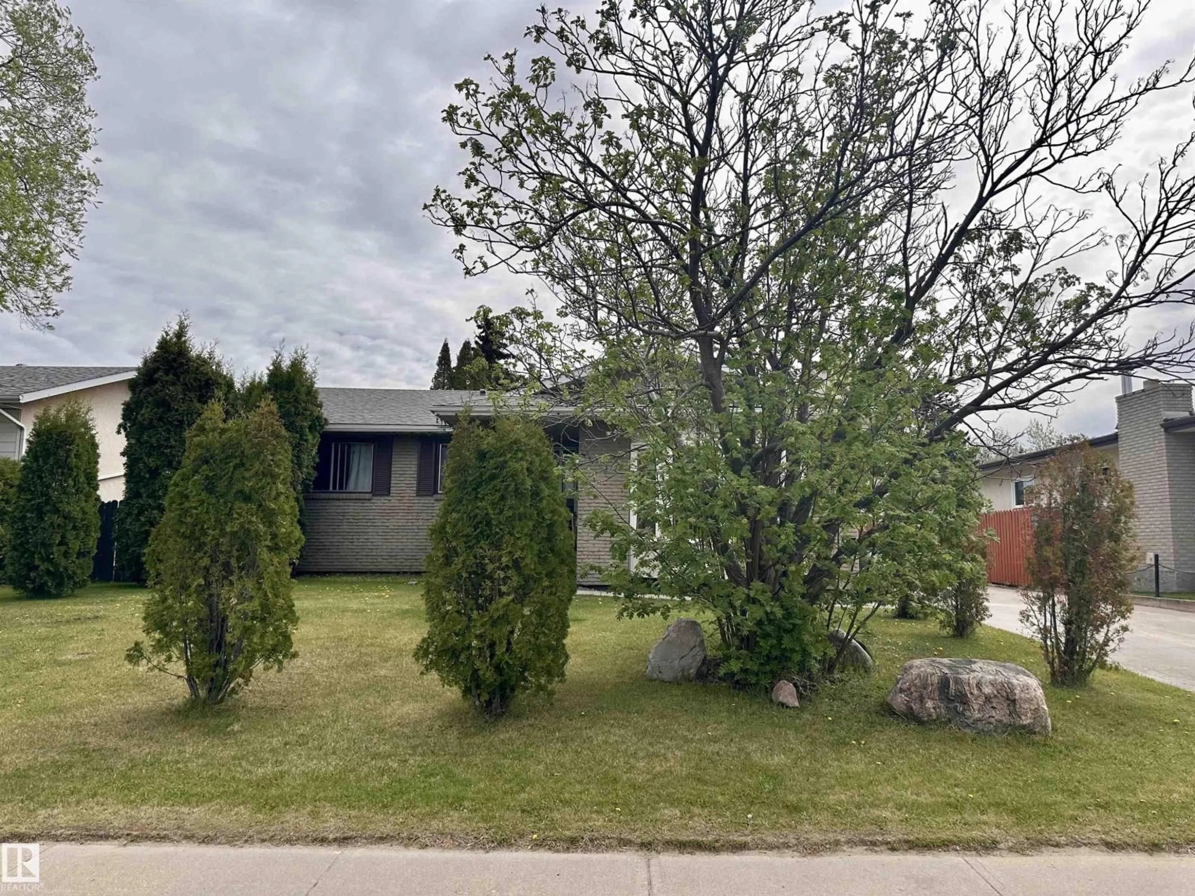 A pic from outside/outdoor area/front of a property/back of a property/a pic from drone, street for 10619 108 AV, Westlock Alberta T7P1C7