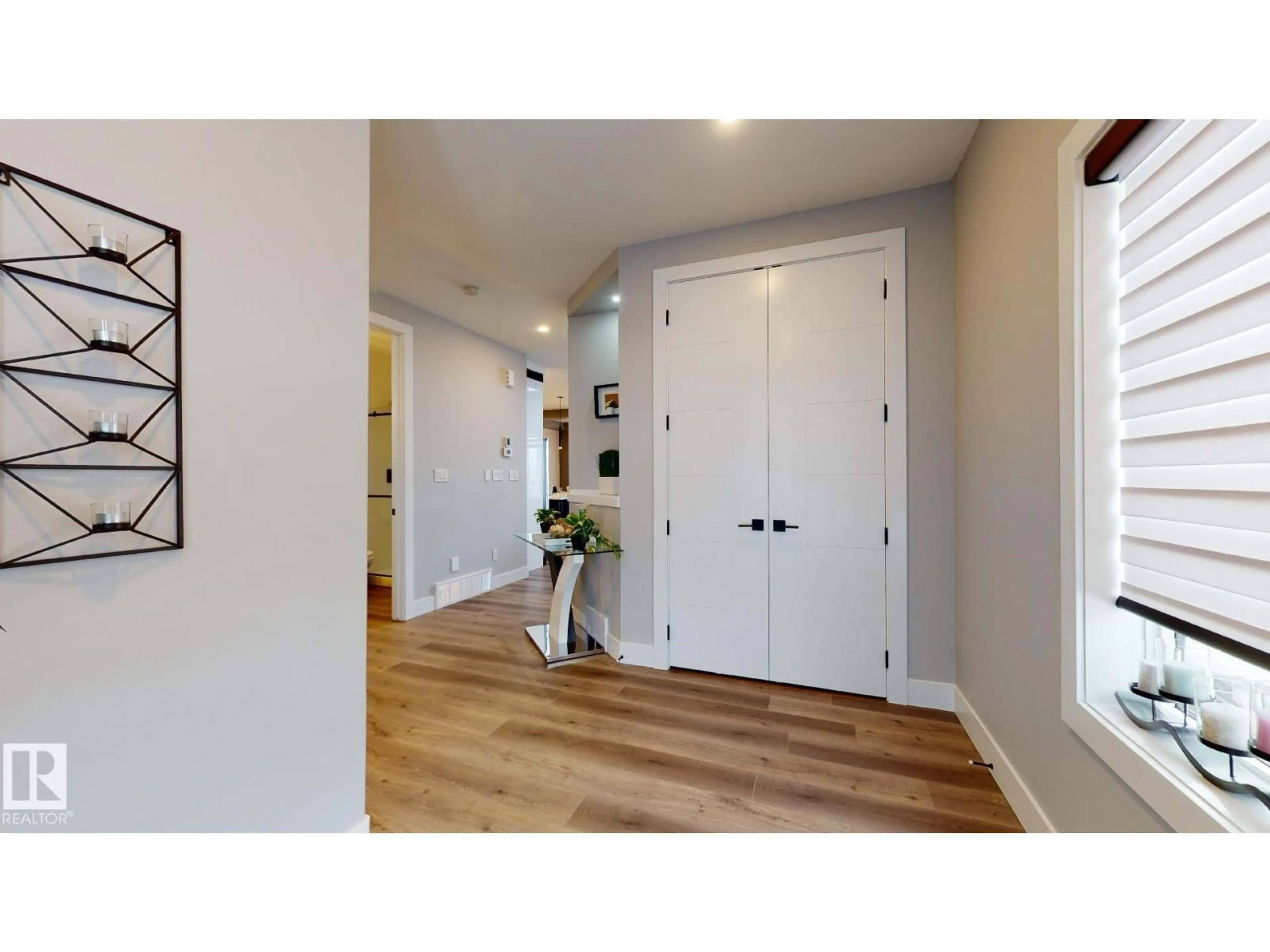 Indoor entryway for 17 BLACKBIRD BN, Fort Saskatchewan Alberta T8L0G6