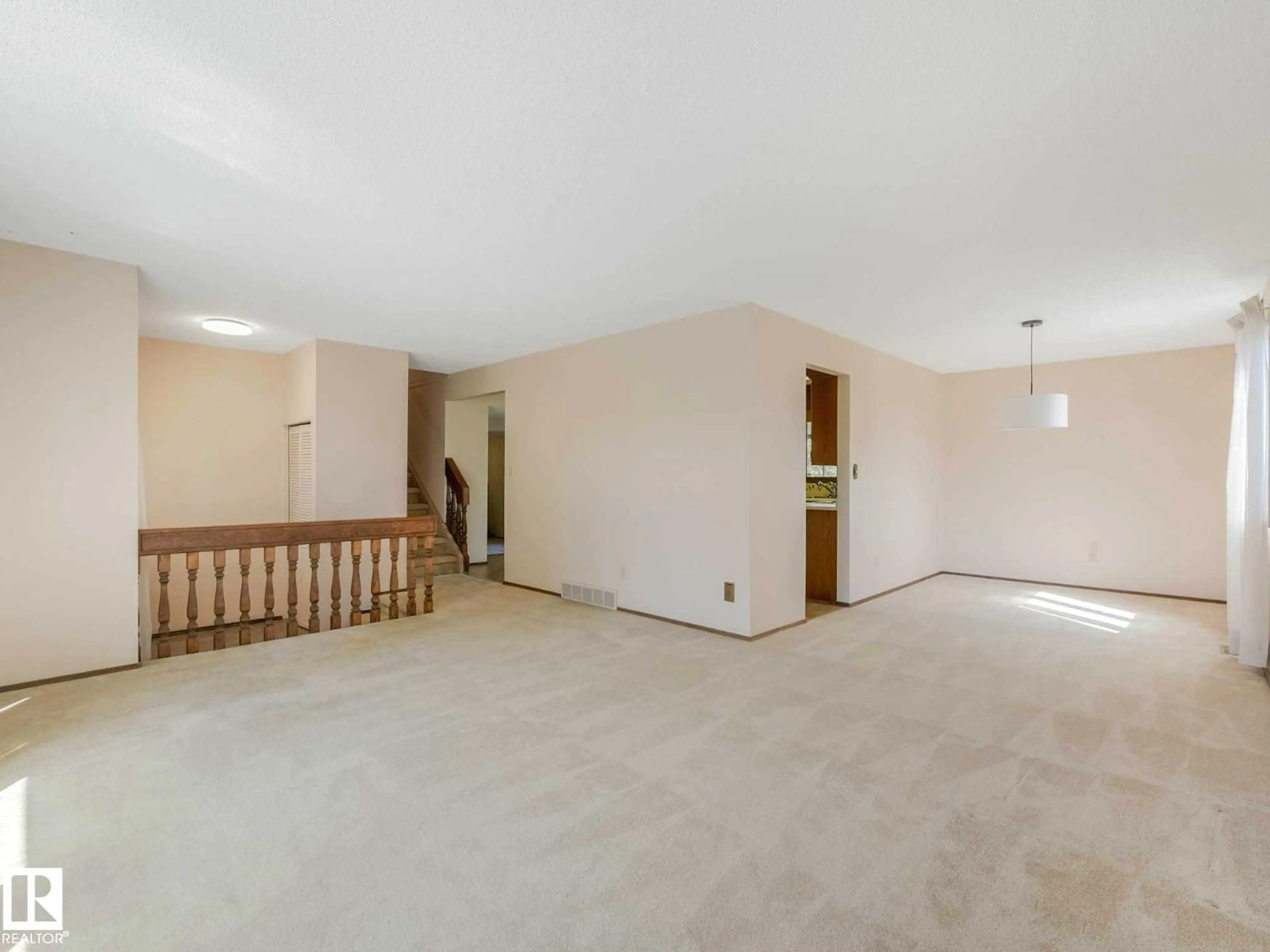 A pic of a room for 18514 86A AV, Edmonton Alberta T5T1J6