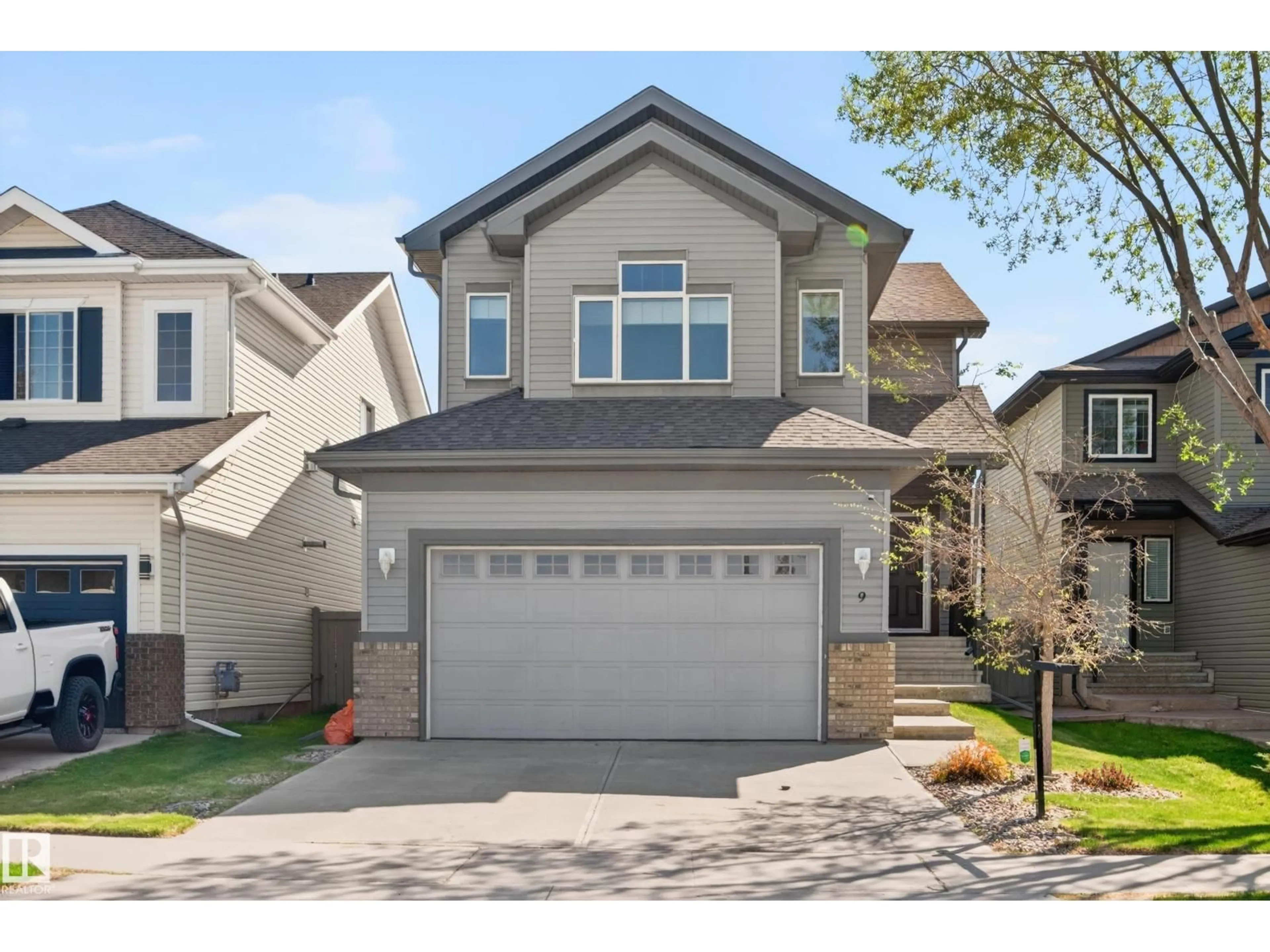 Home with vinyl exterior material, street for 9 SNOWBIRD CR, Leduc Alberta T9E0H5