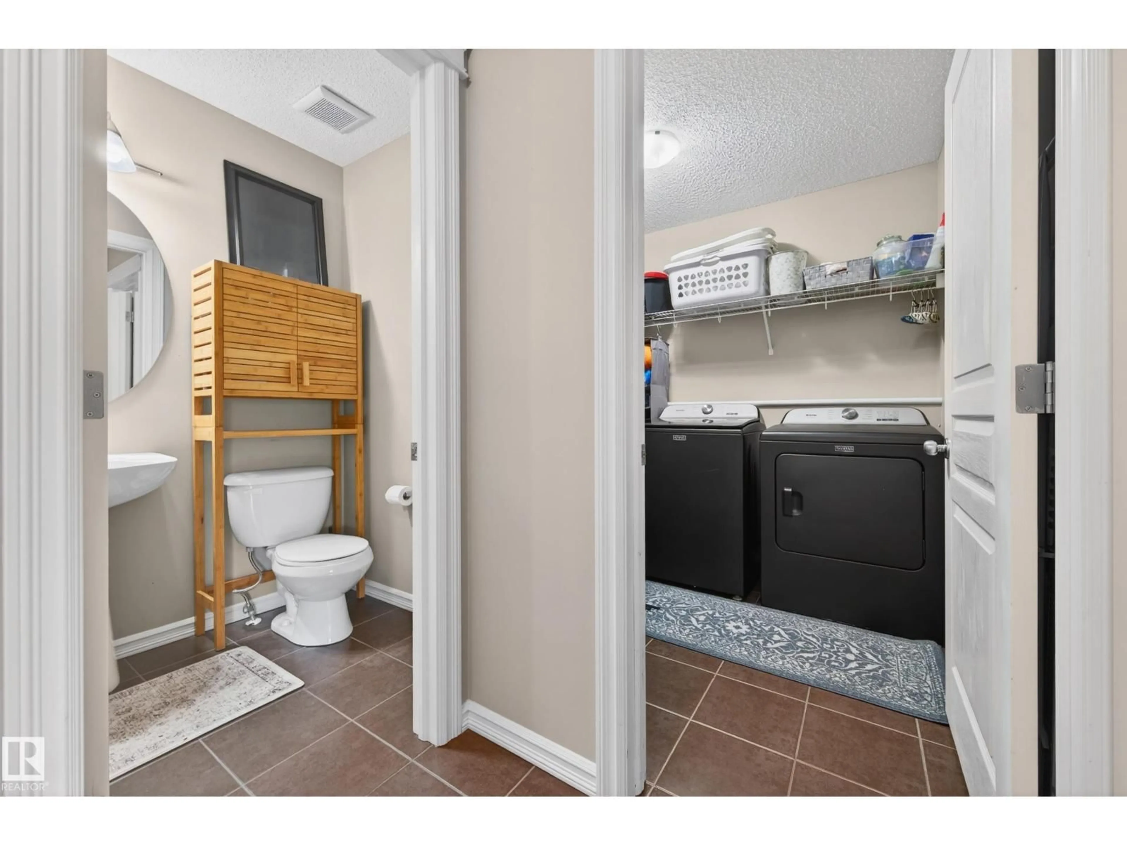 Standard bathroom, ceramic/tile floor for 9 SNOWBIRD CR, Leduc Alberta T9E0H5