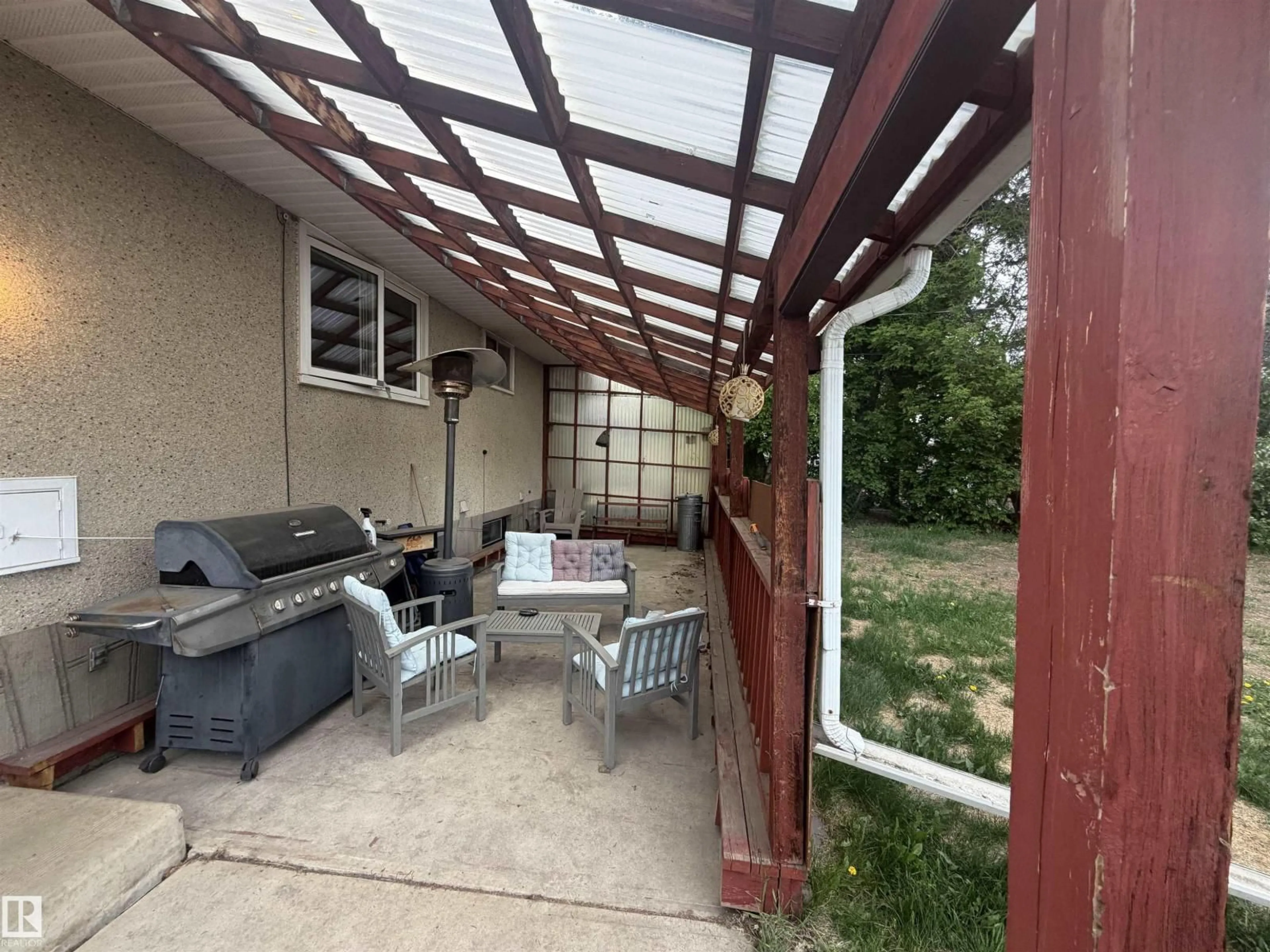 Patio, street for NW - 13207 117 ST, Edmonton Alberta T5E5K3
