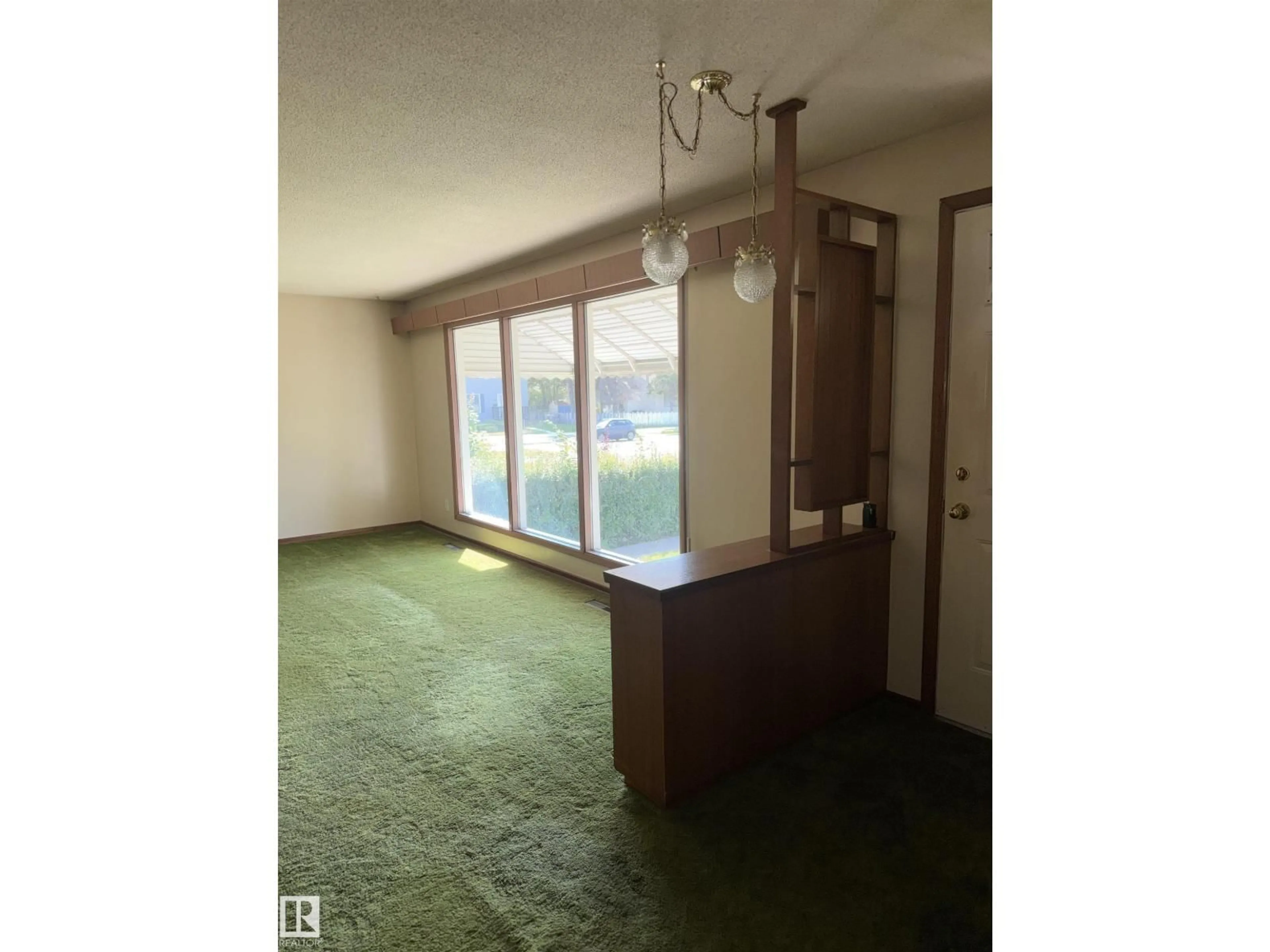 A pic of a room for NW - 13207 117 ST, Edmonton Alberta T5E5K3