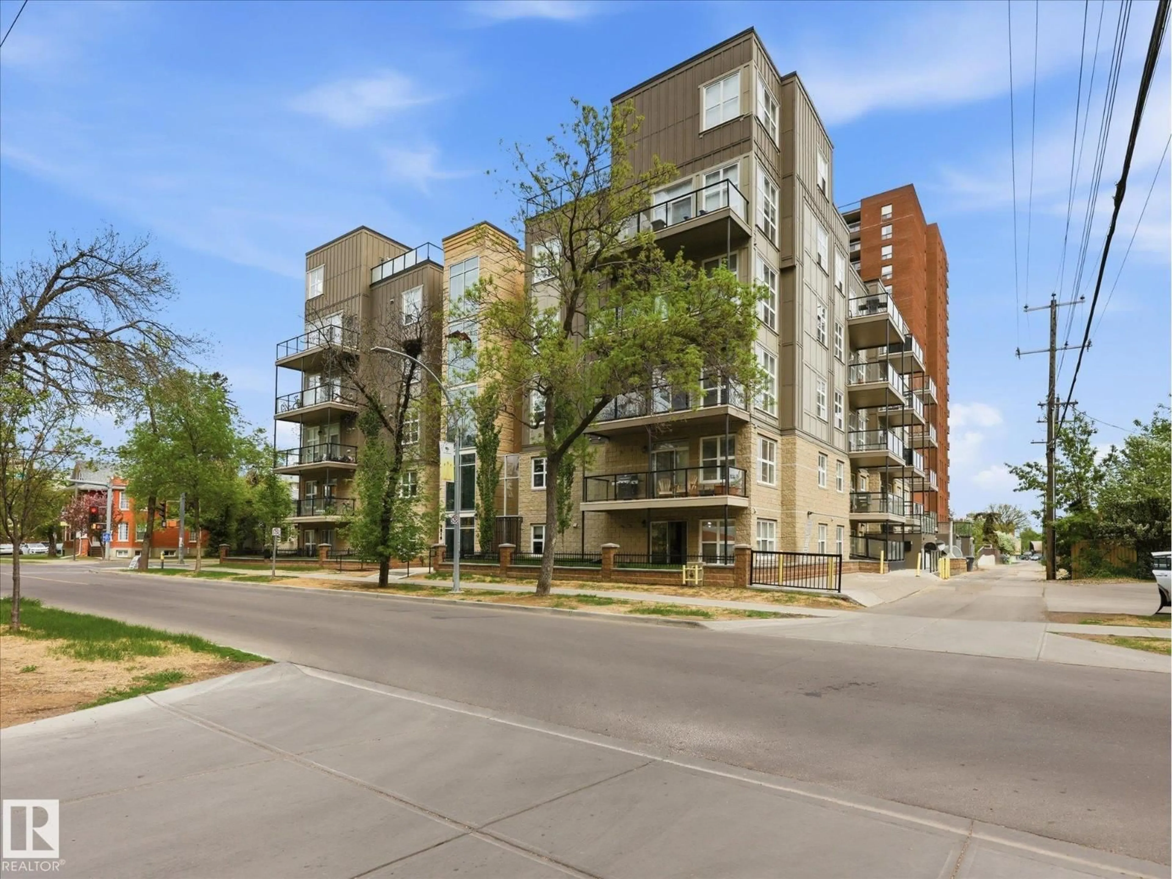 A pic from outside/outdoor area/front of a property/back of a property/a pic from drone, street for #207 - 8619 111 ST NW, Edmonton Alberta T6G2W1