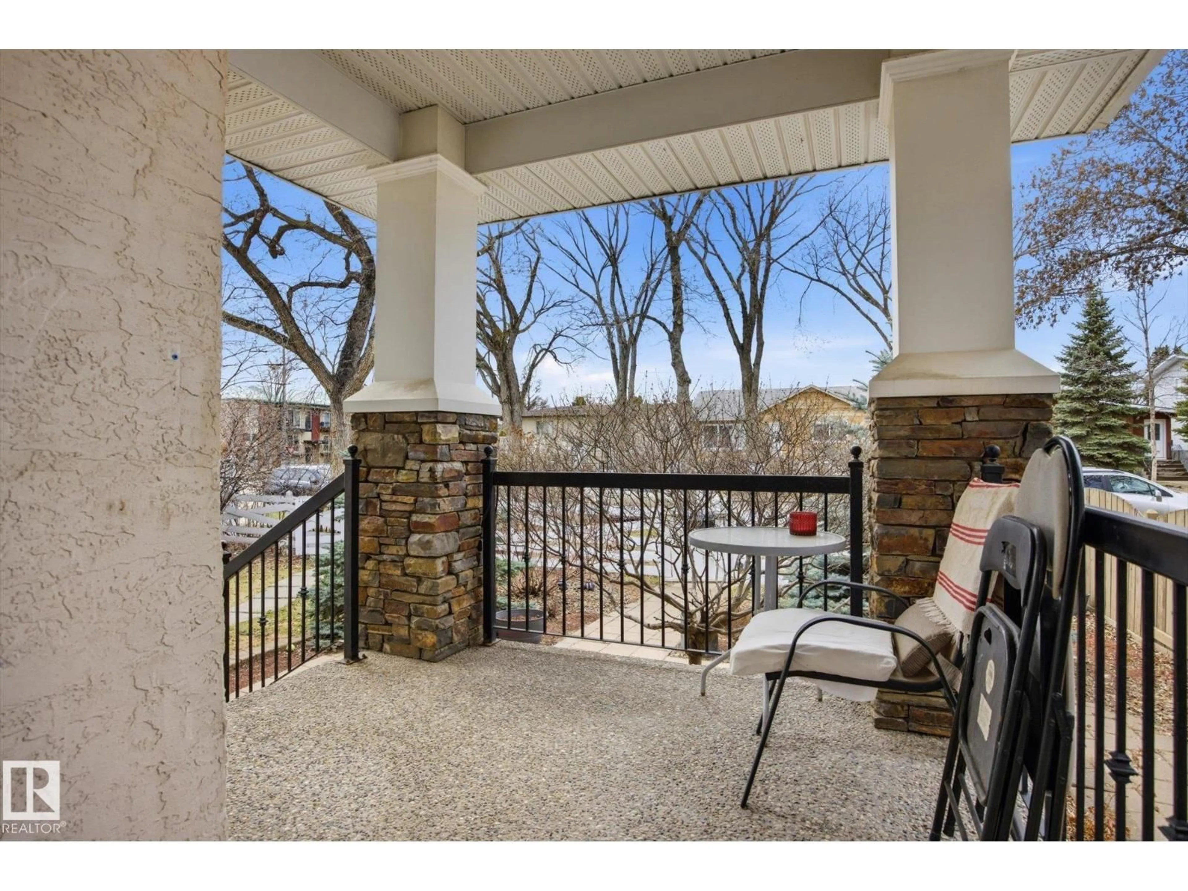 Patio, water/lake/river/ocean view for 12009 102 ST, Edmonton Alberta T5G2G6