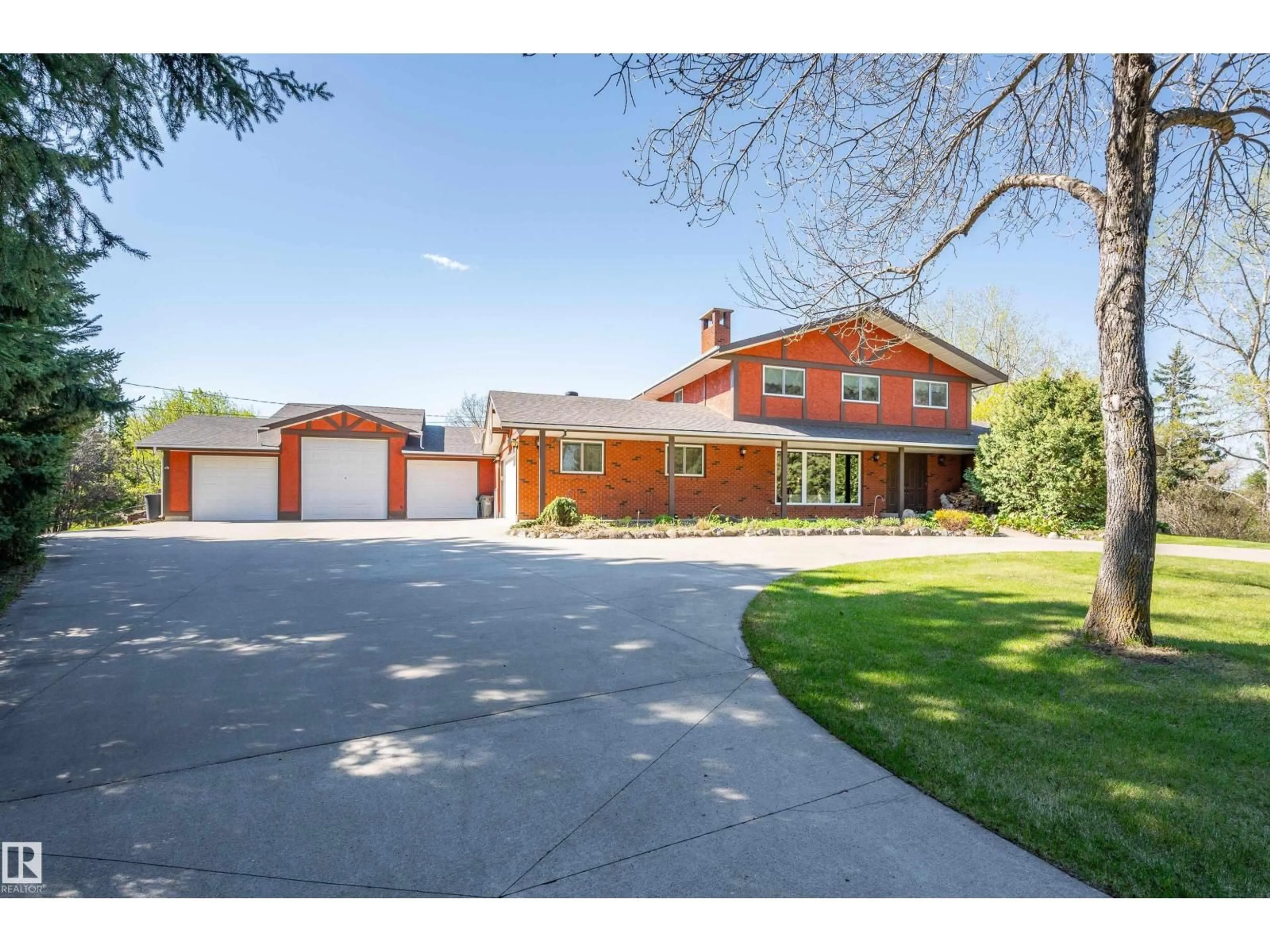 Unknown for 52312 - 290 RGE ROAD 225, Rural Strathcona County Alberta T8C1E1