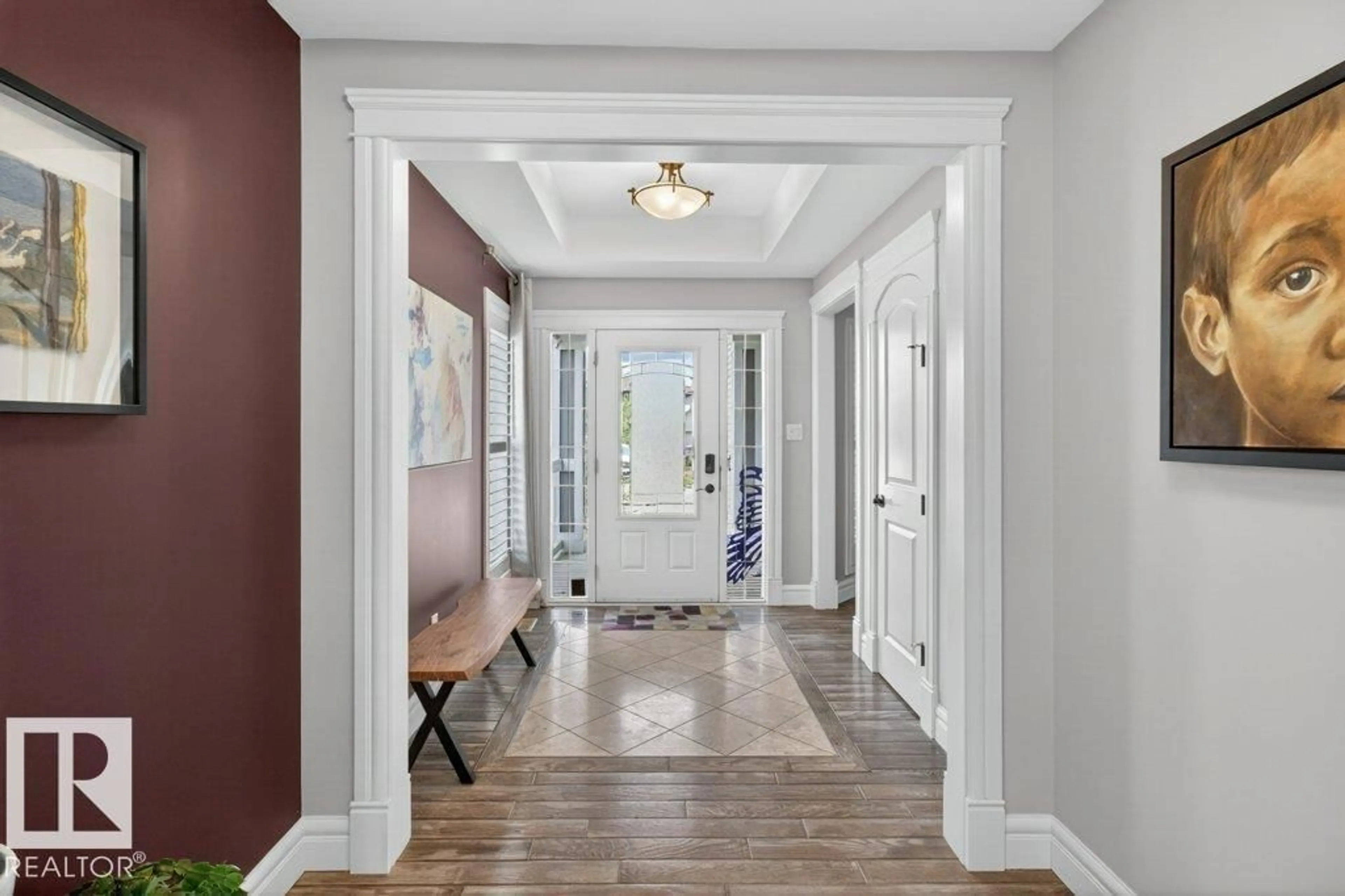Indoor entryway for 24 SPRINGDALE, Sherwood Park Alberta T8H0S3