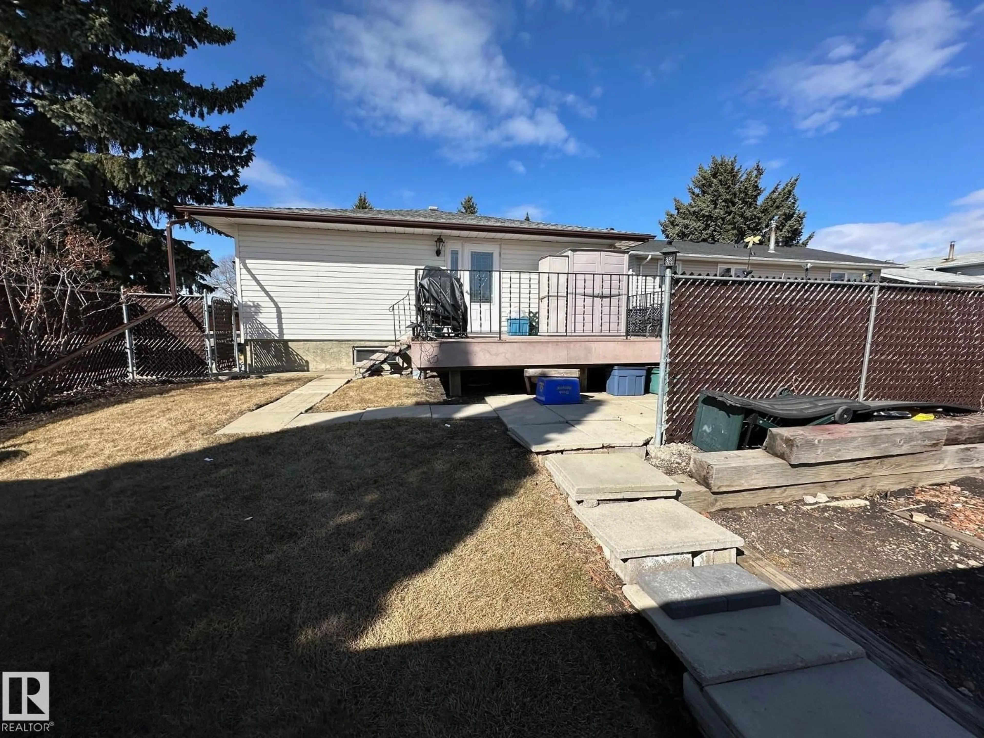 Unknown for 7916 150 AV, Edmonton Alberta T5C2Y4