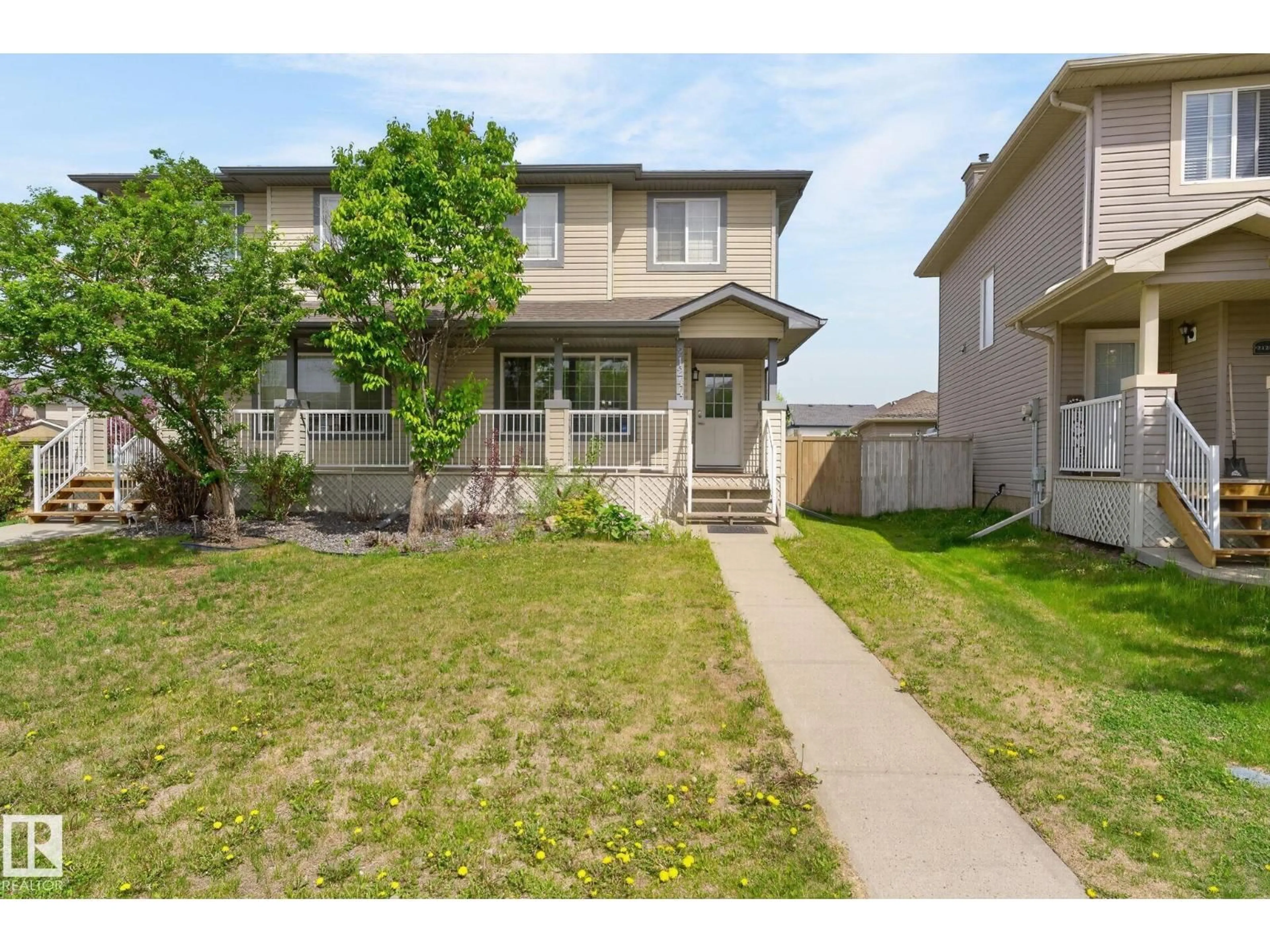 Unknown for 21244 90 AV, Edmonton Alberta T5T6Z1