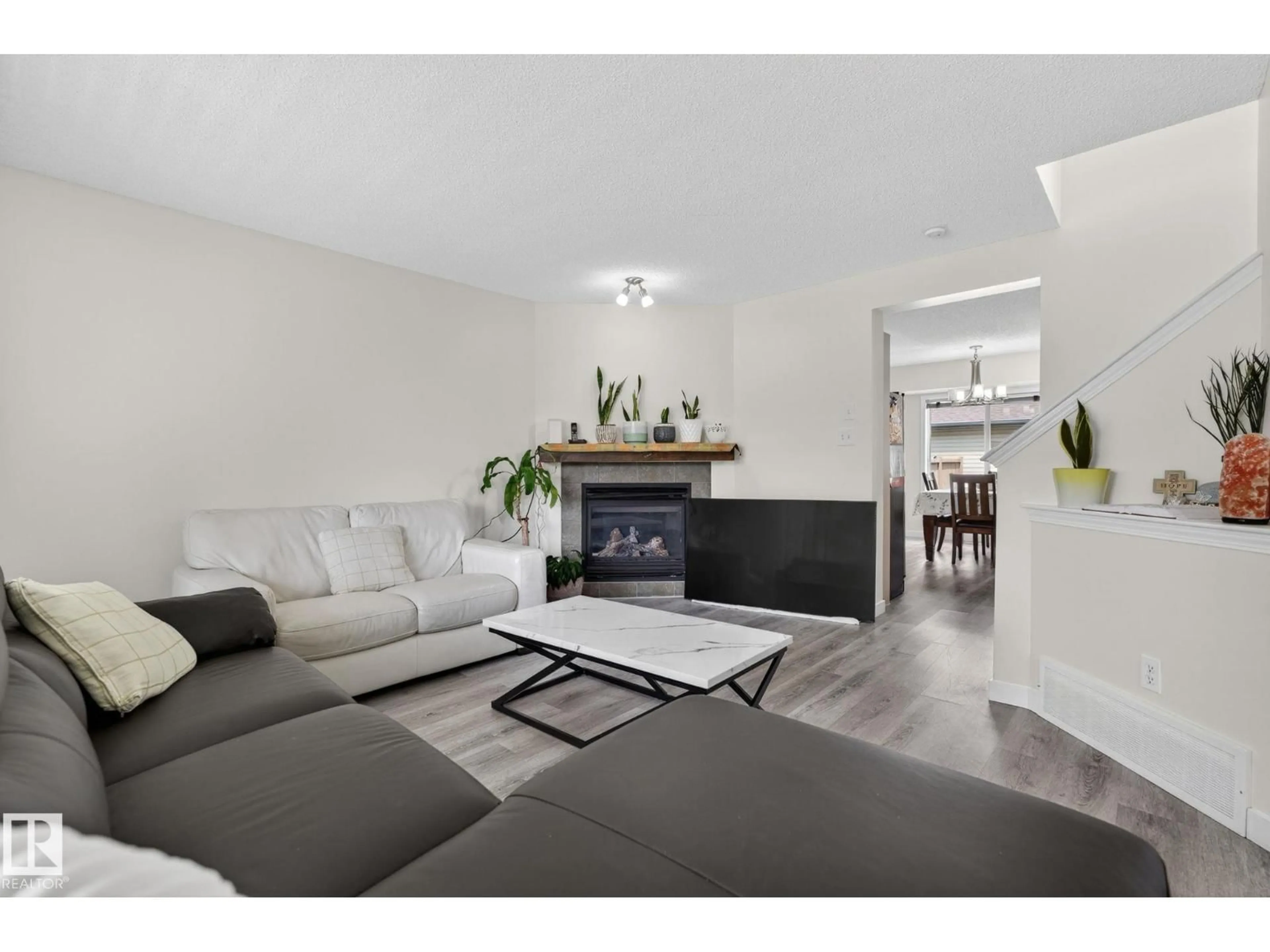 Living room with furniture, unknown for 21244 90 AV, Edmonton Alberta T5T6Z1