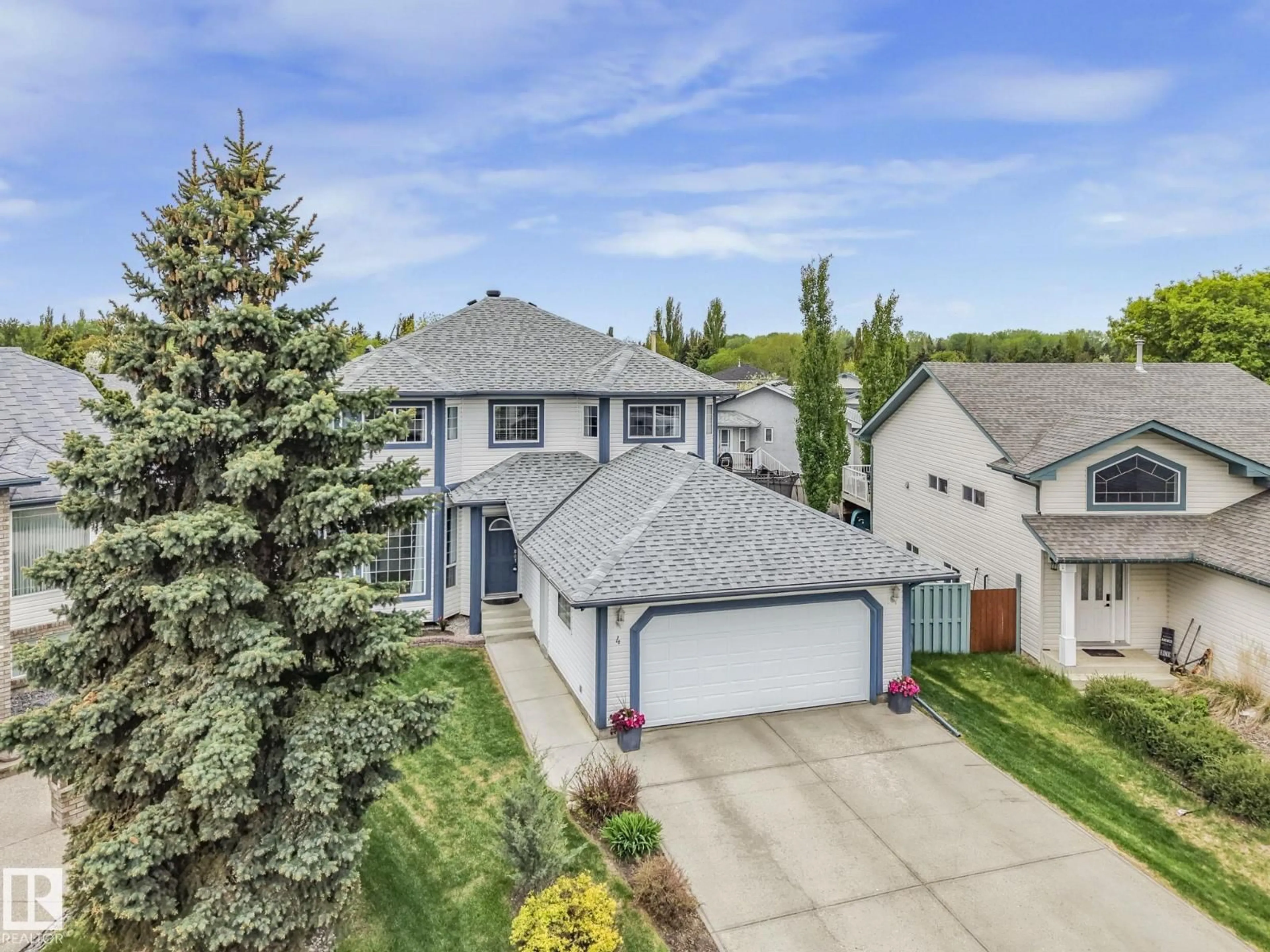A pic from outside/outdoor area/front of a property/back of a property/a pic from drone, street for 4 HALDEN CO, Spruce Grove Alberta T7X2V6
