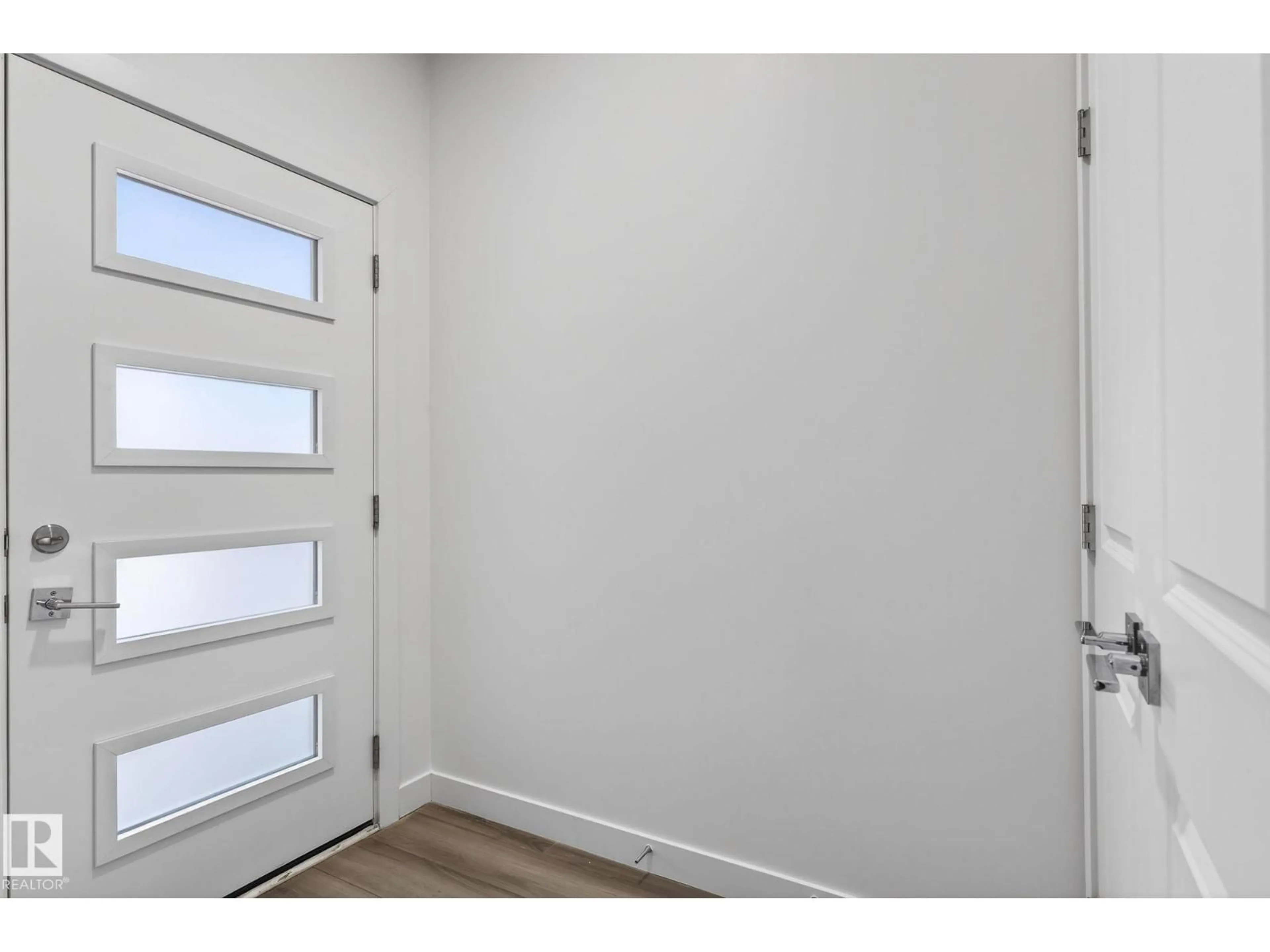 Indoor entryway for 4853 ALWOOD PT, Edmonton Alberta T6W4N1