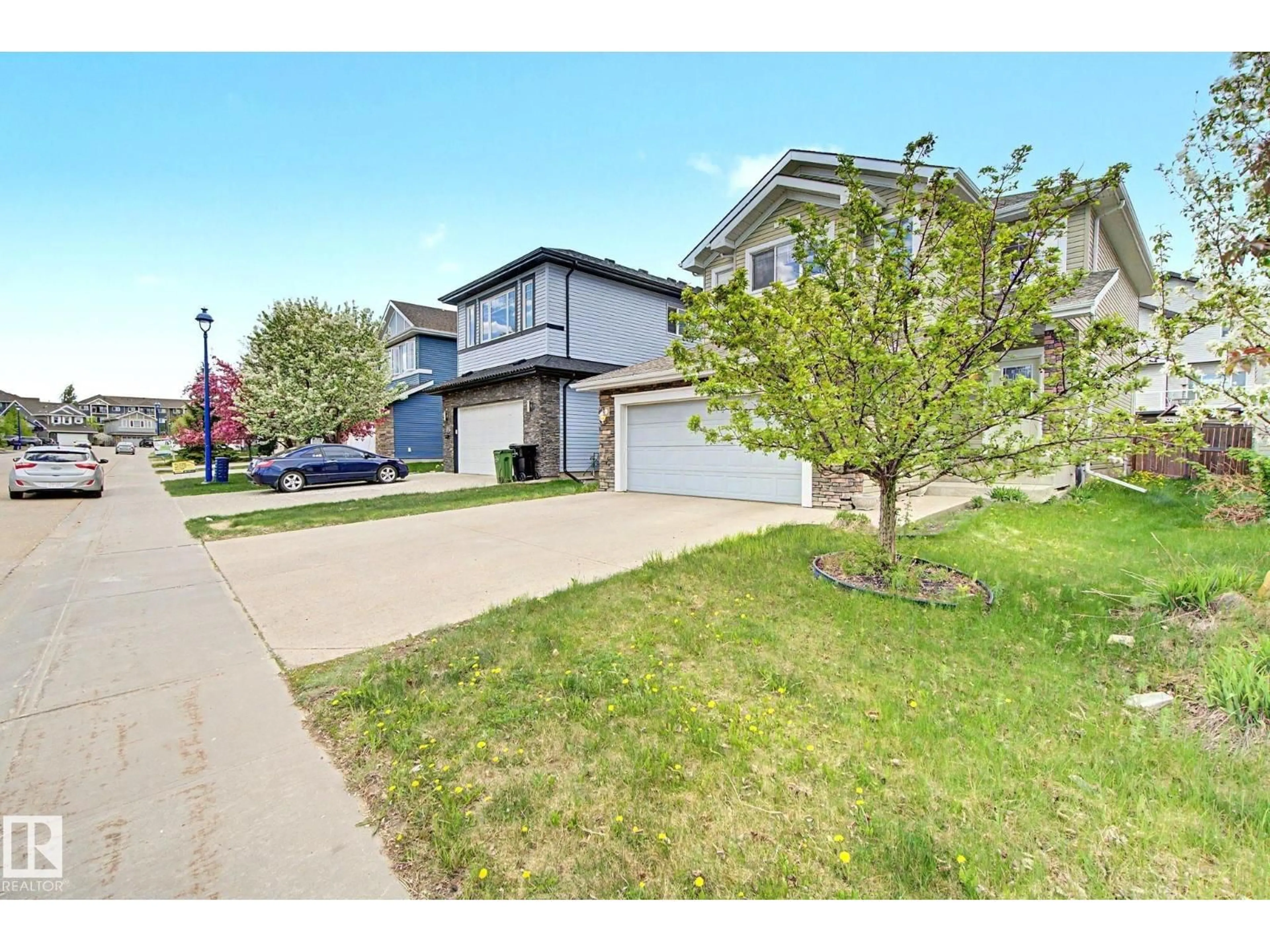 A pic from outside/outdoor area/front of a property/back of a property/a pic from drone, street for SW - 1932 67 ST, Edmonton Alberta T6X0L9