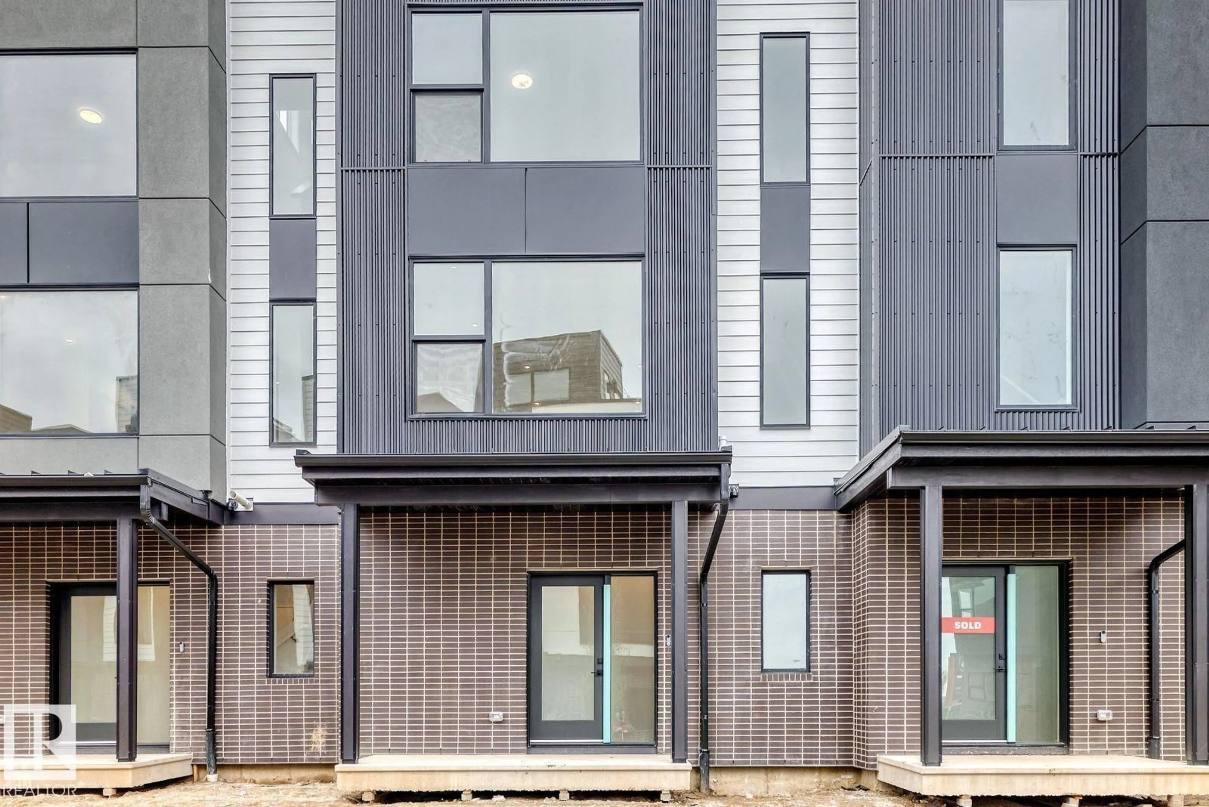 Home with vinyl exterior material, street for 5 - 66 RONDEAU DR, St. Albert Alberta T8N7X8