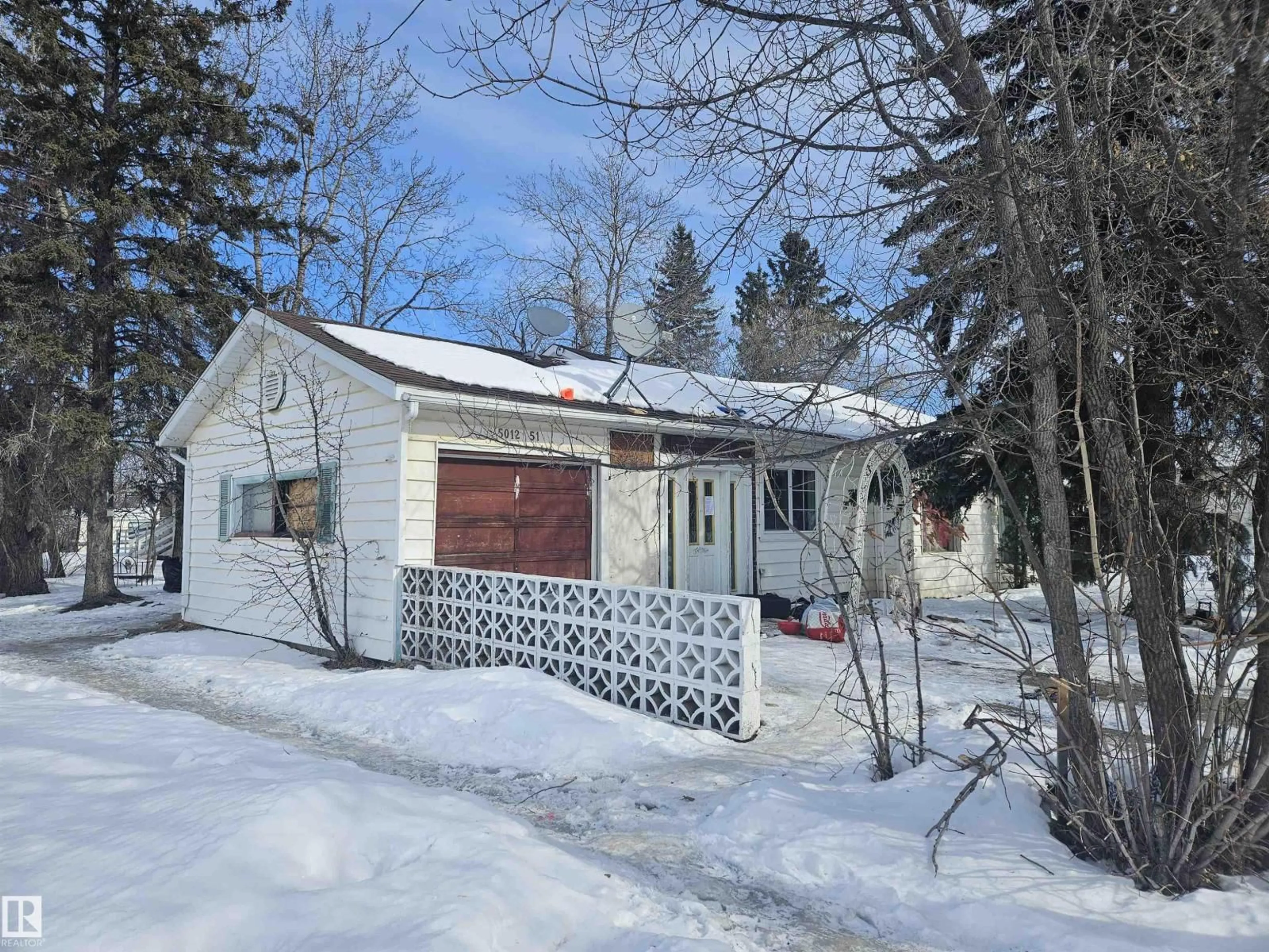 Shed for 5012 51 AV, Cold Lake Alberta T9M1X2