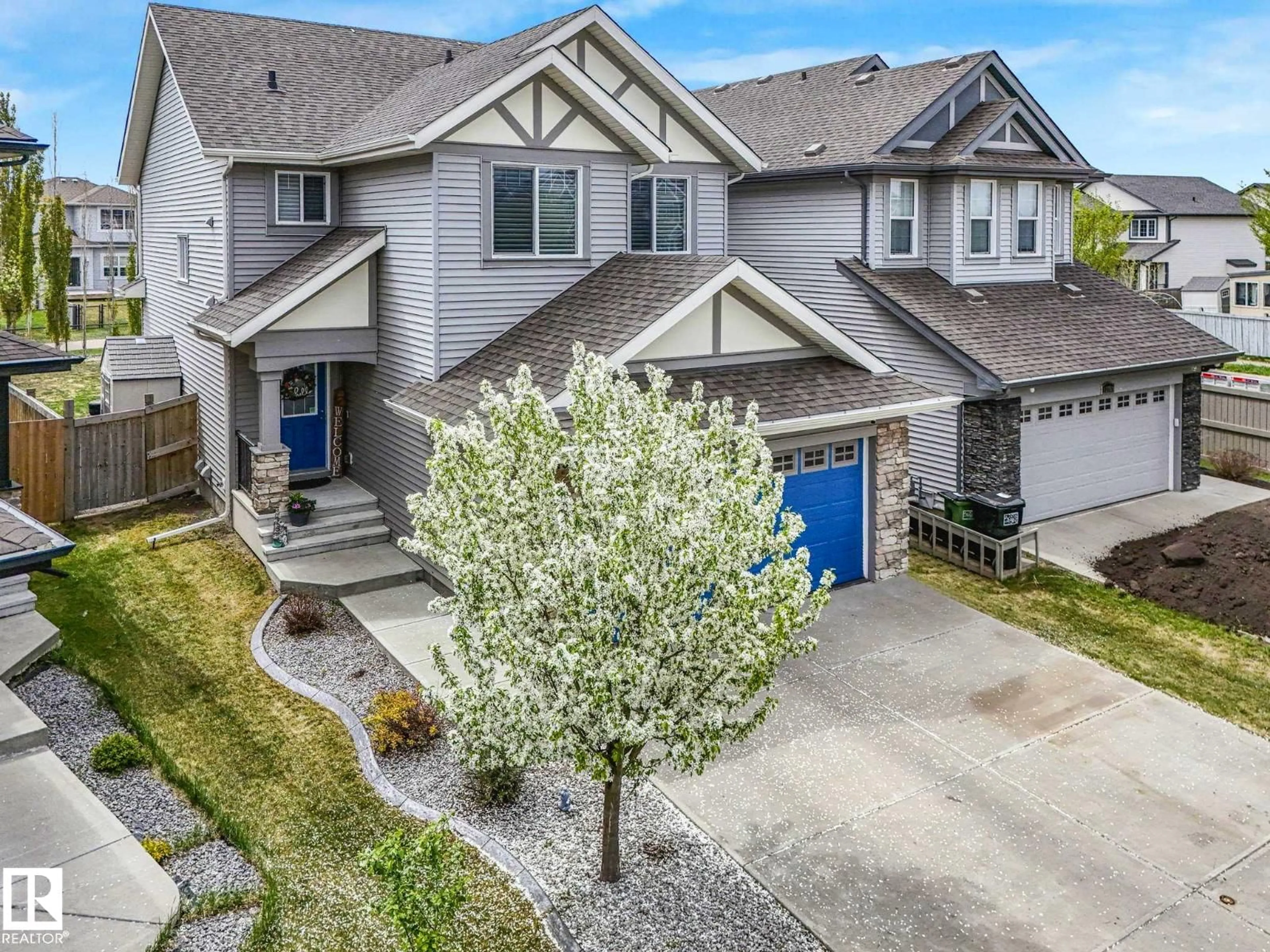 A pic from outside/outdoor area/front of a property/back of a property/a pic from drone, street for 13755 166 AV, Edmonton Alberta T6V0H5