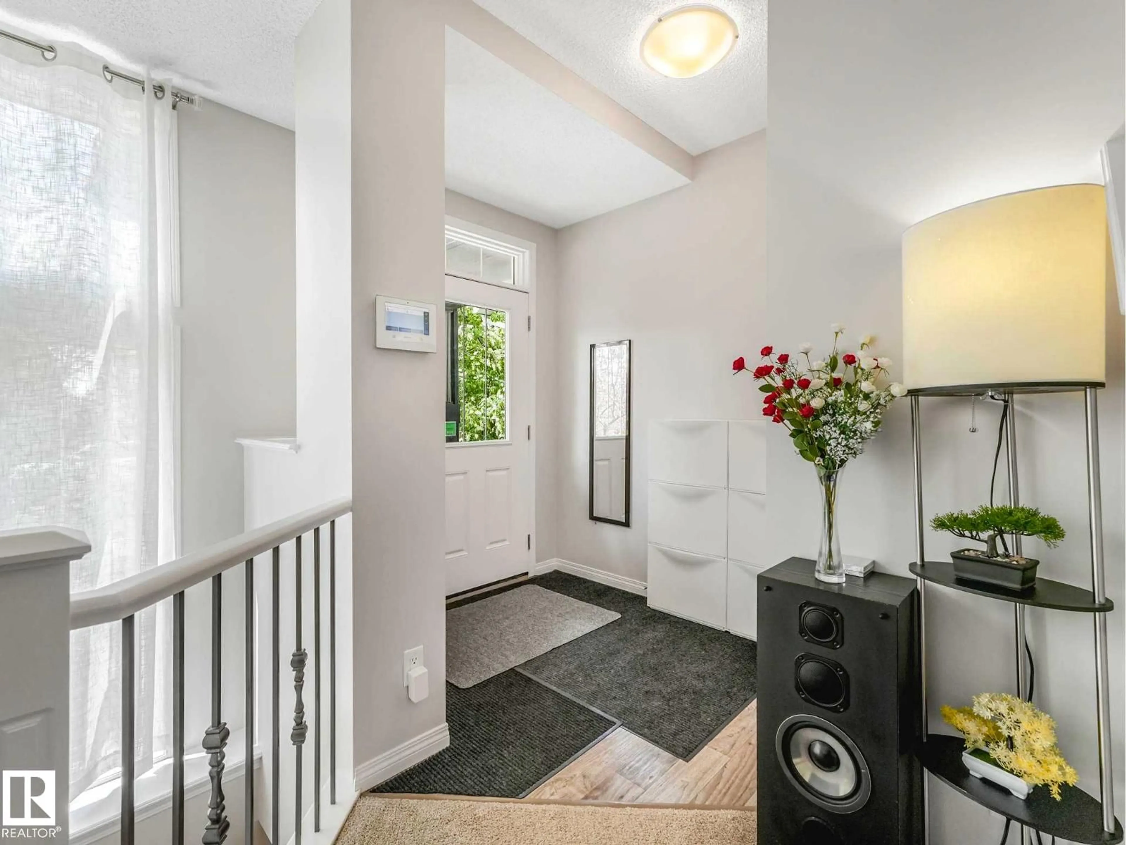 Indoor entryway for NW - 9607 225 ST, Edmonton Alberta T5T7K5