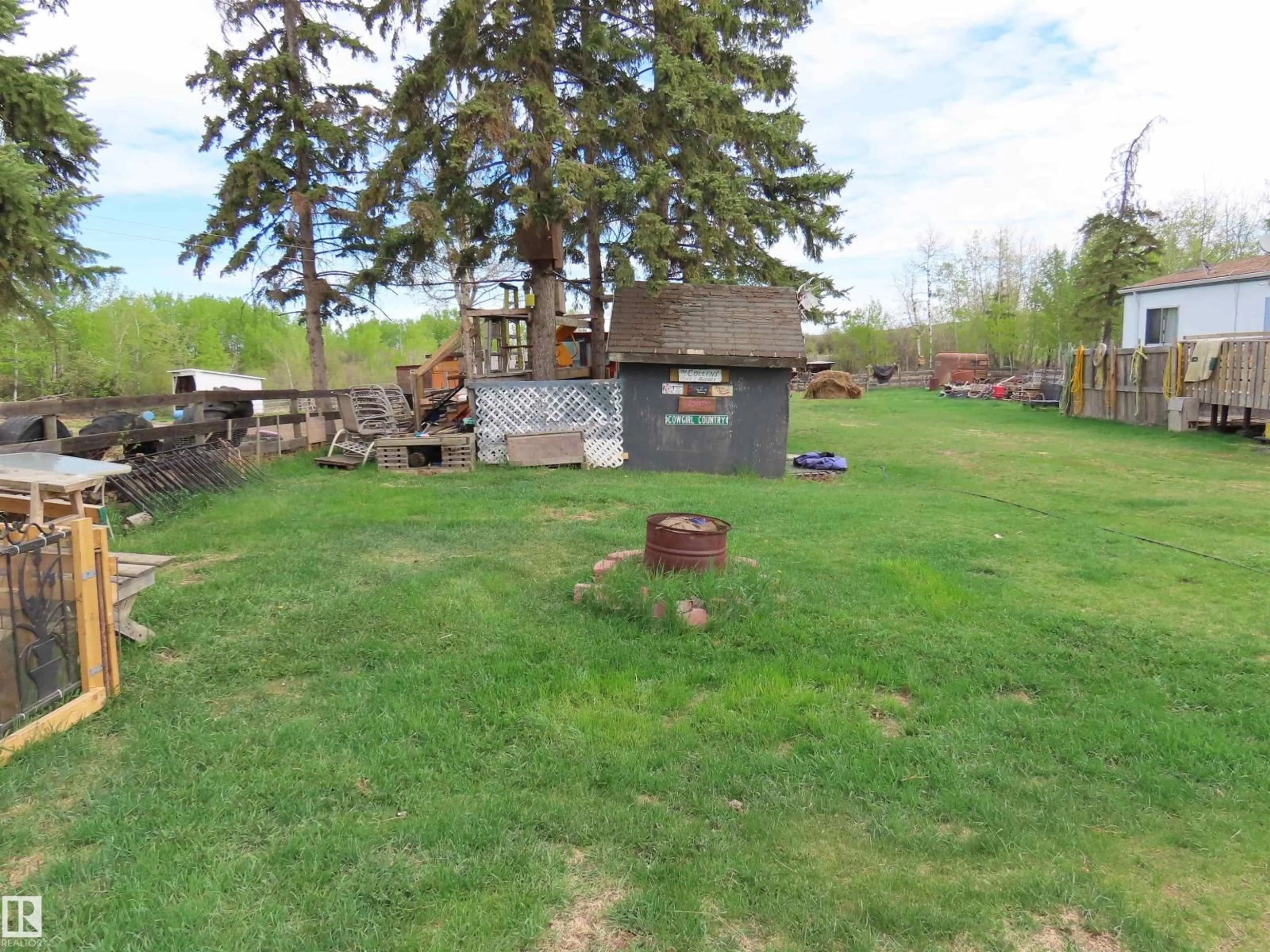 Unknown for 2304 TWP ROAD 545, Rural Lac Ste. Anne County Alberta T0E1N0