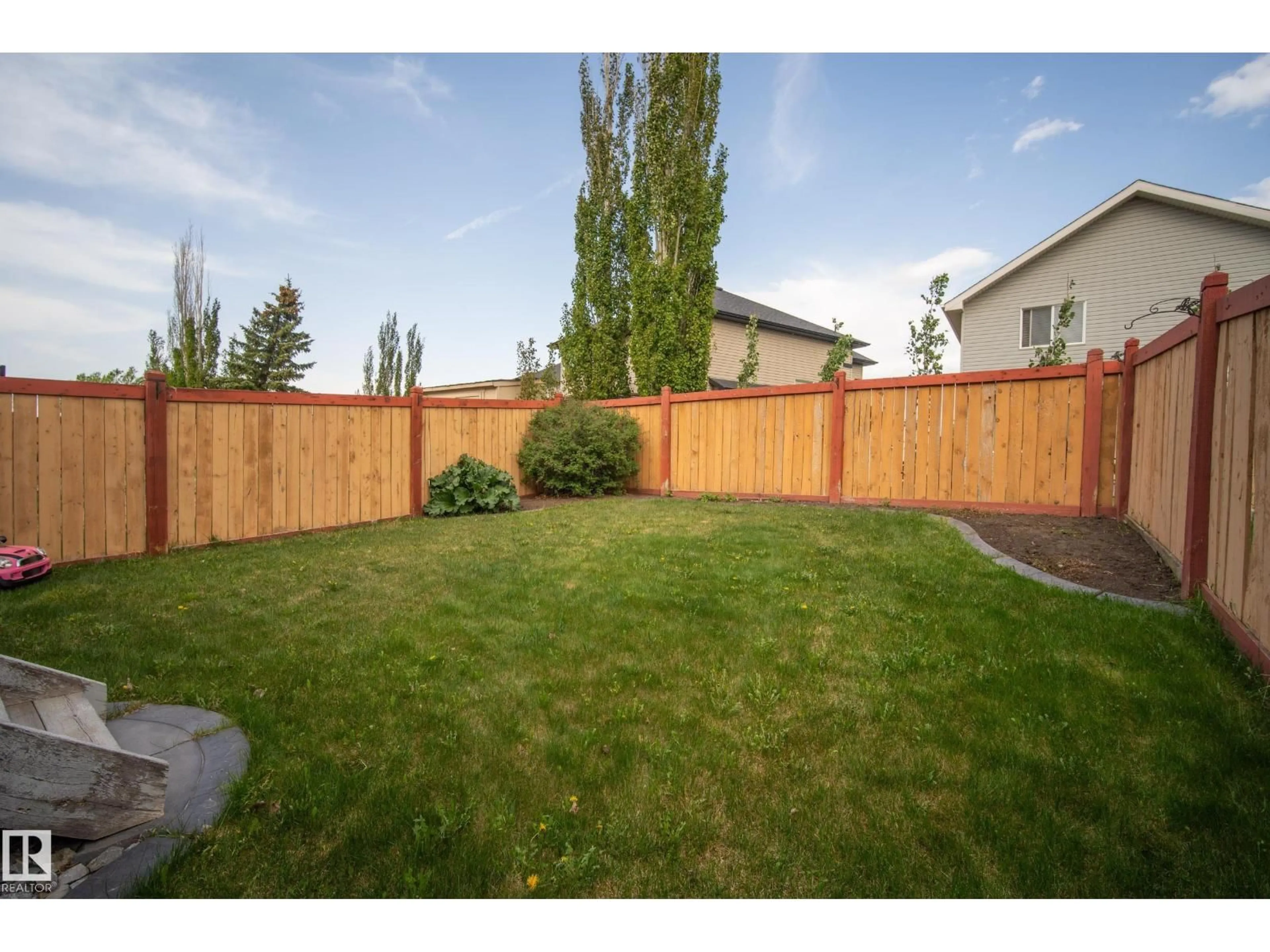 Patio, unknown for 115 RUE MONIQUE, Beaumont Alberta T4X0G3