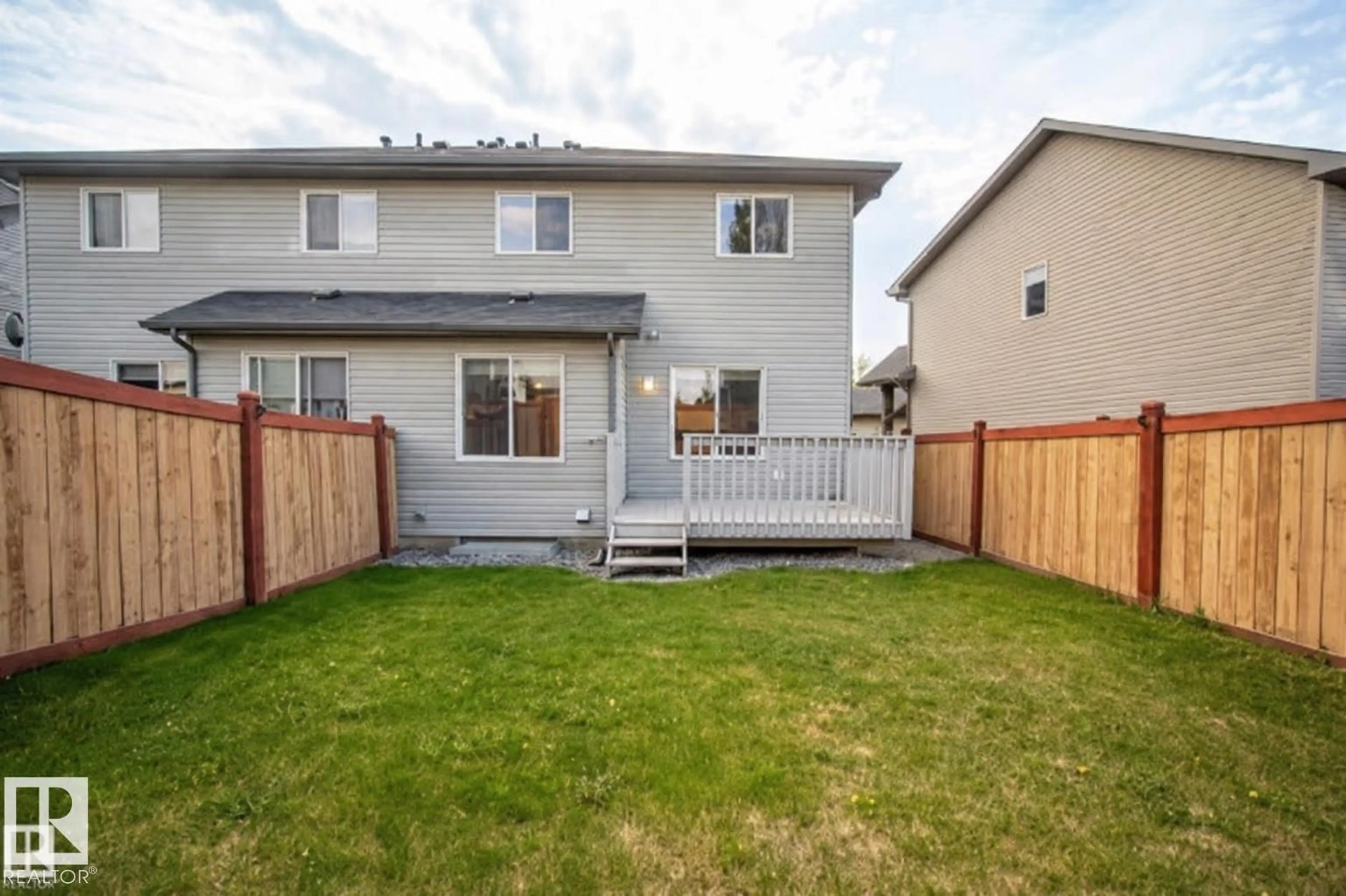 Patio, street for 115 RUE MONIQUE, Beaumont Alberta T4X0G3