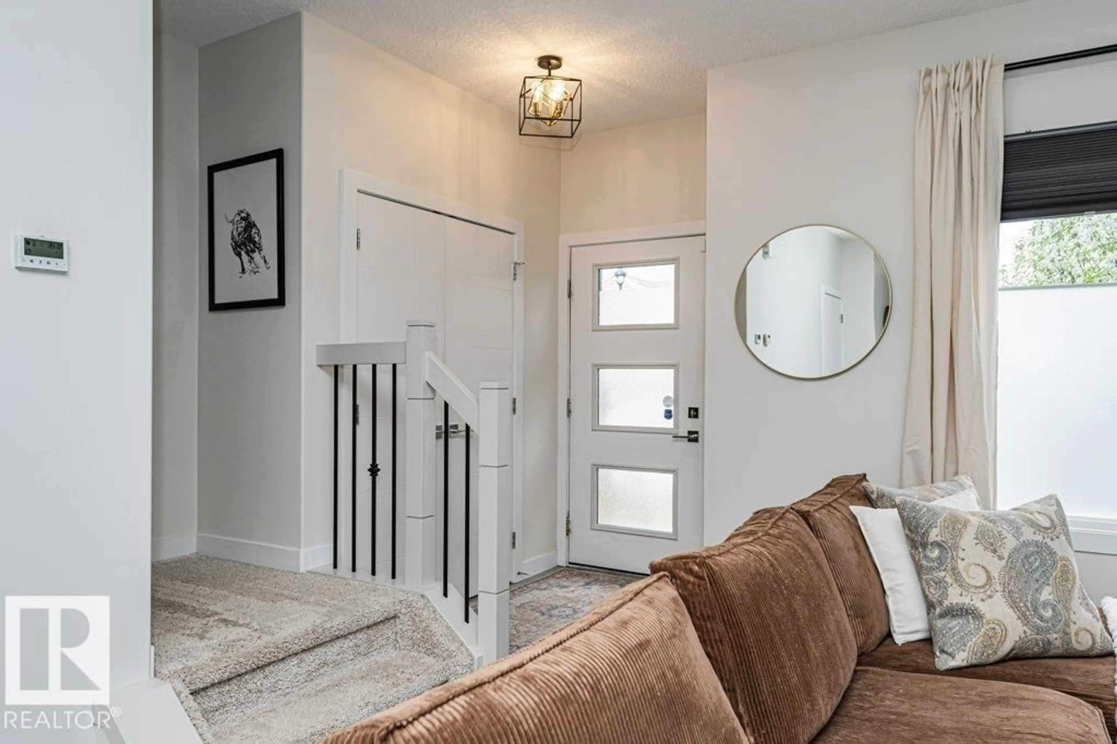 Indoor entryway for 721 BERG LO, Leduc Alberta T9E1G7