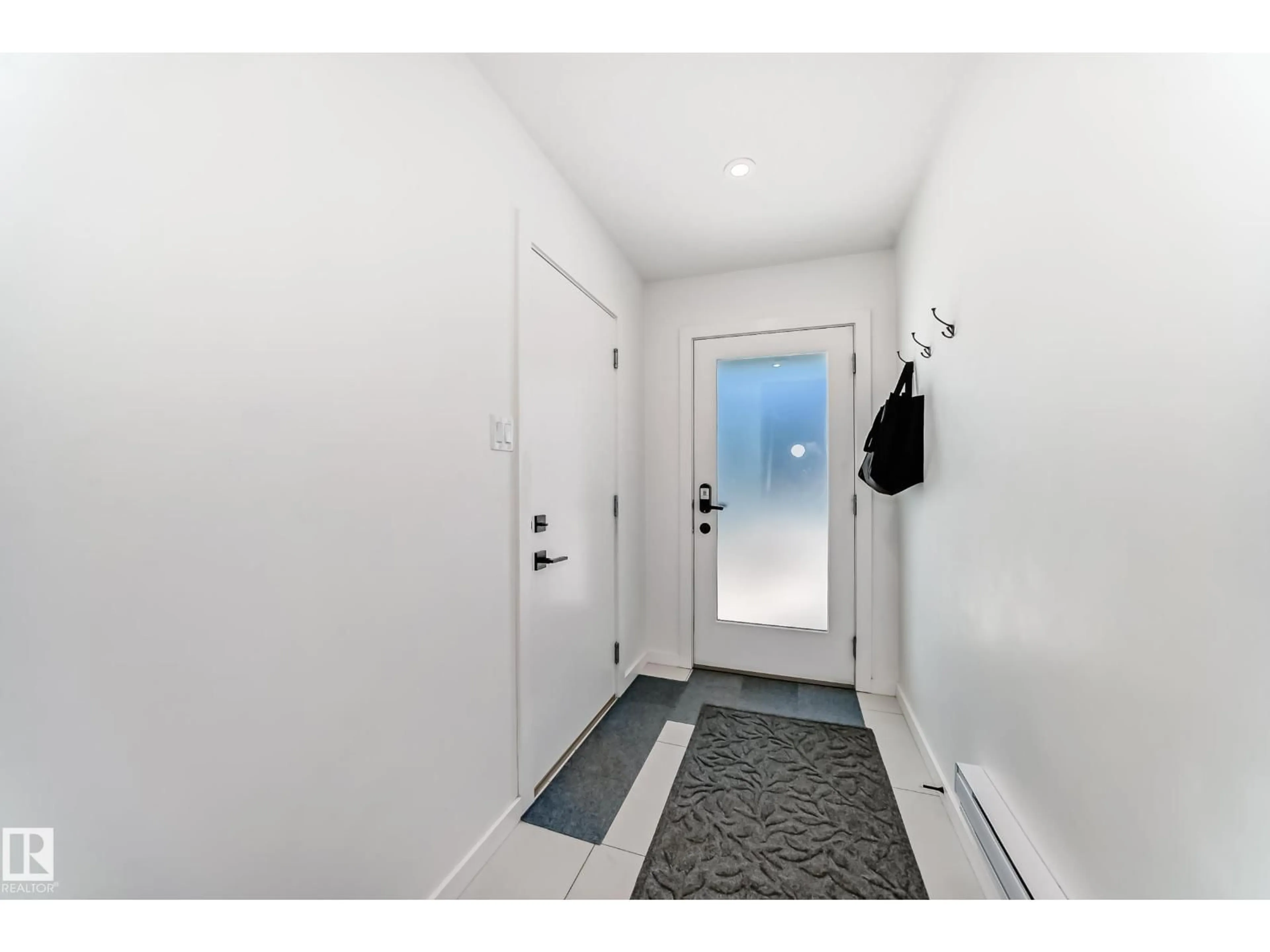 Indoor entryway for #46 - 1304 RUTHERFORD RD, Edmonton Alberta T6W0B4