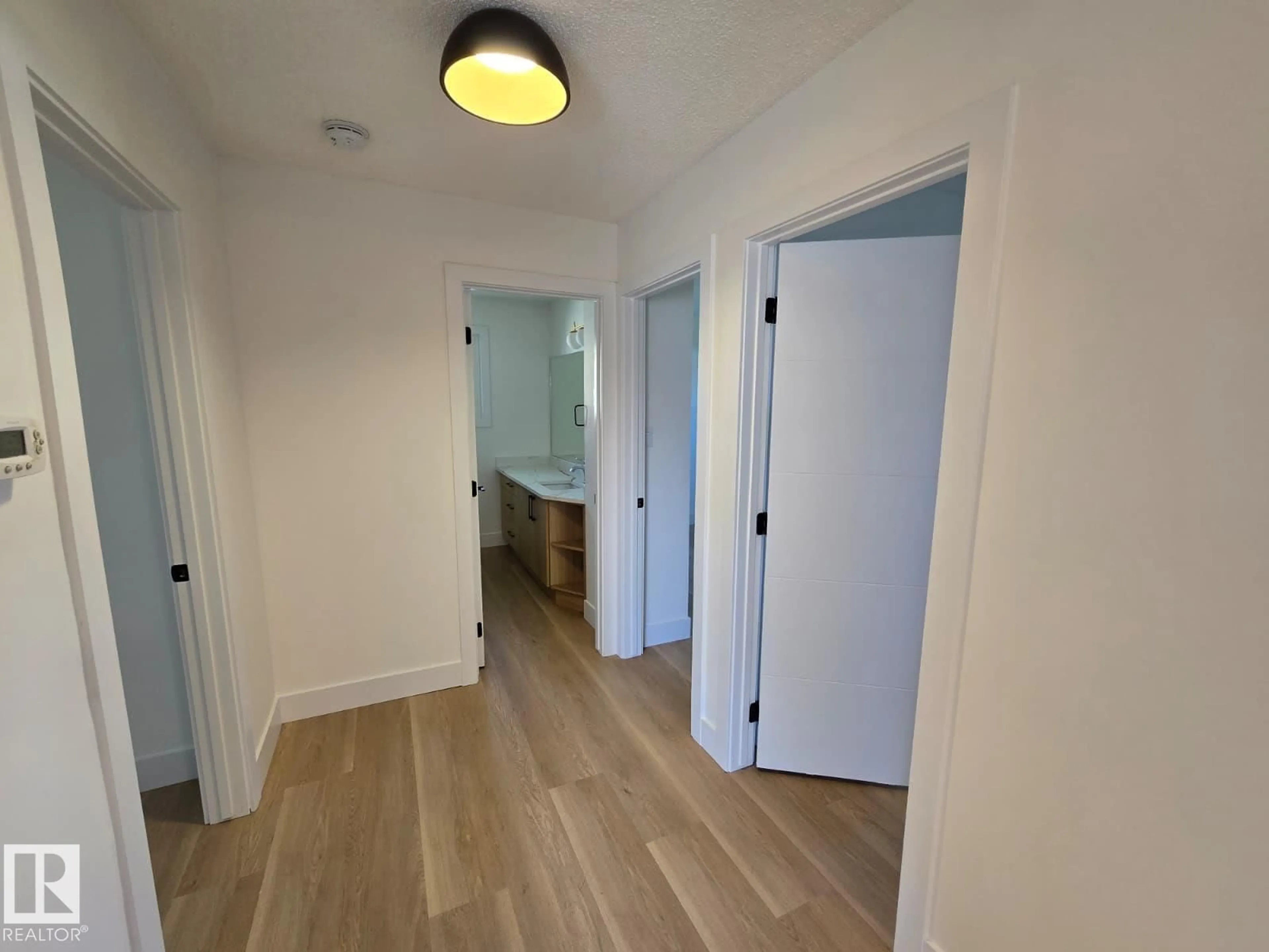 A pic of a room for 18526 86A AV, Edmonton Alberta T6T1J6
