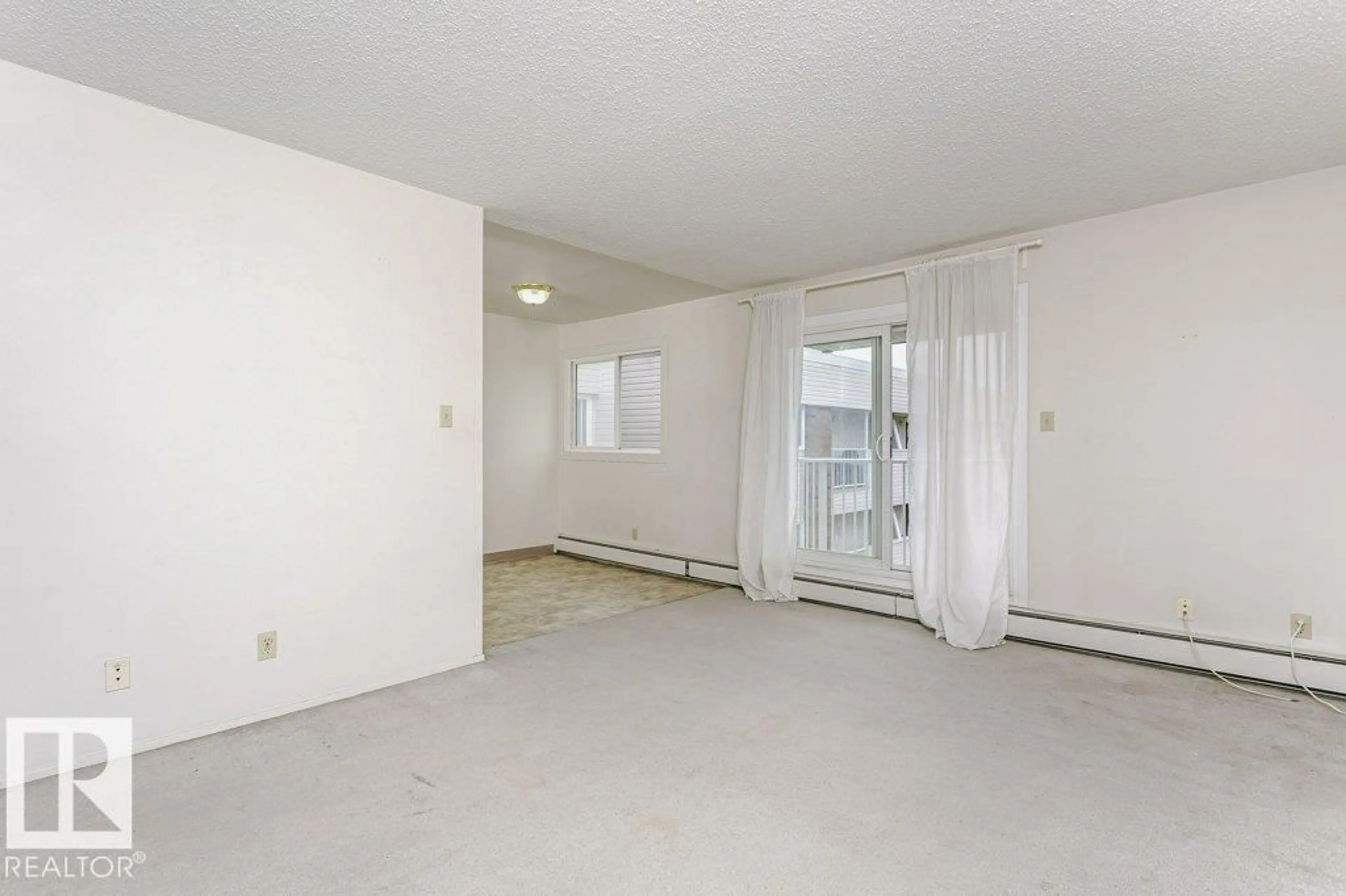 A pic of a room for #71 - 11255 31 AV, Edmonton Alberta T6J3V6