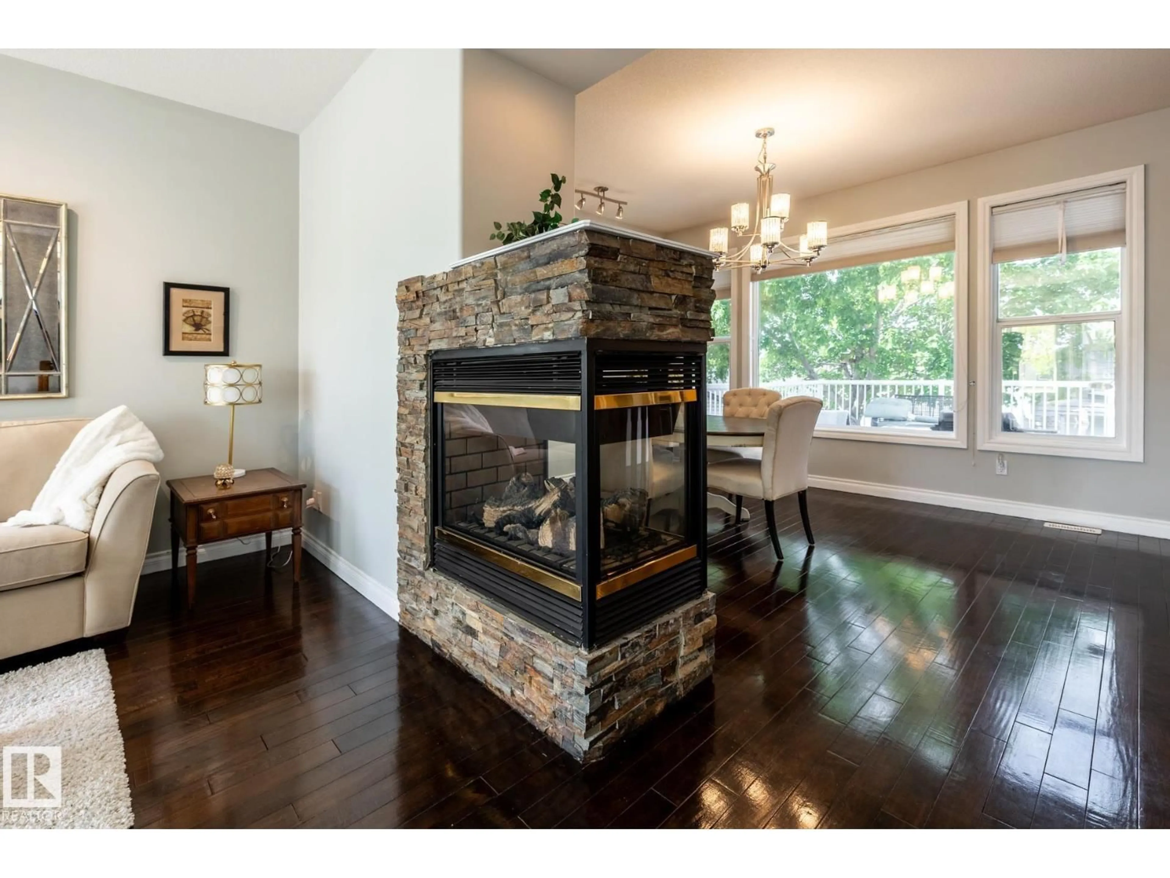 Unknown for 2036 TOWNE CENTRE BV, Edmonton Alberta T6R3M7