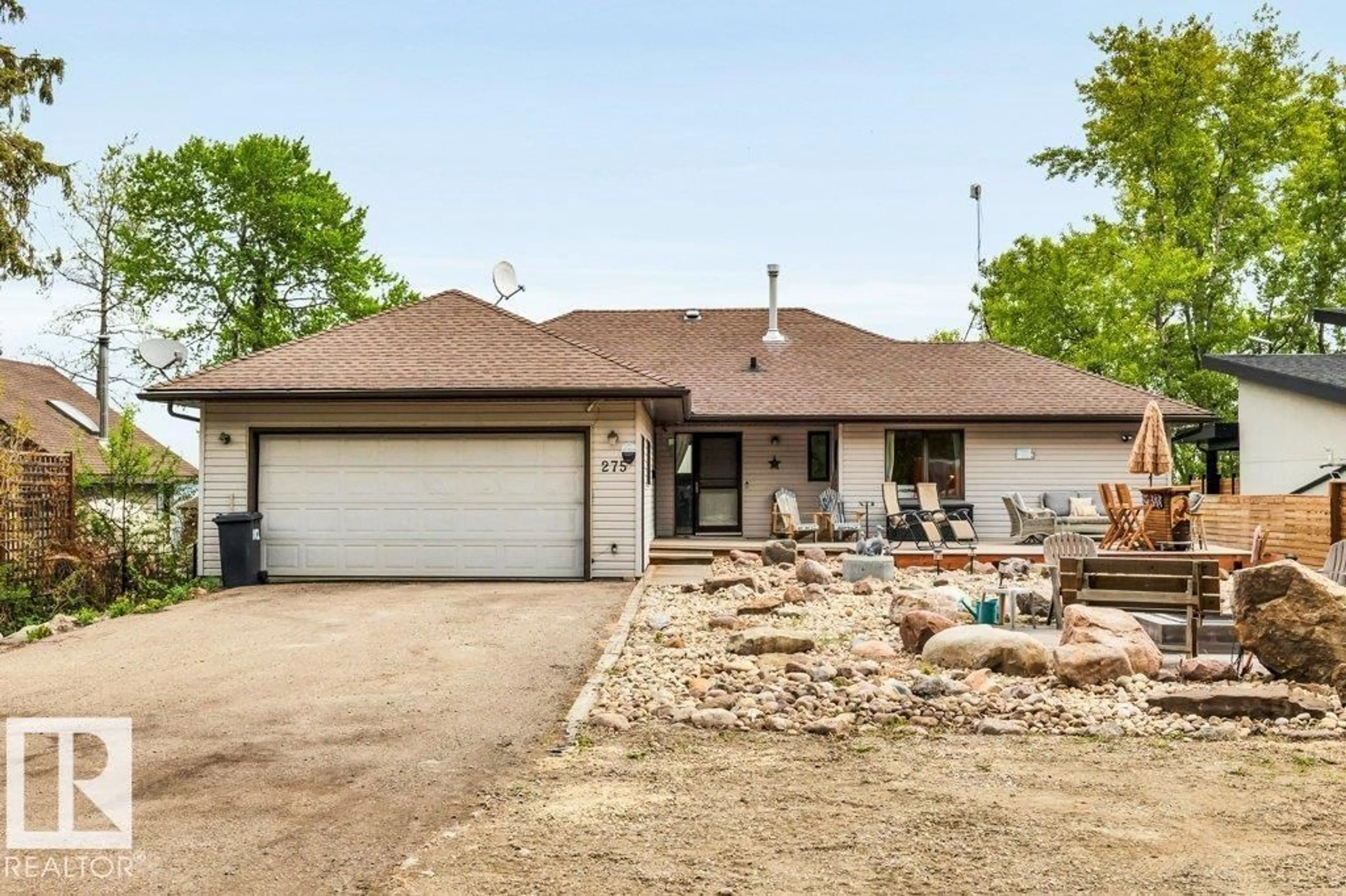 Home with brick exterior material, street for 275 POPLAR CRESCENT, Rural Wetaskiwin County Alberta T0C2V0
