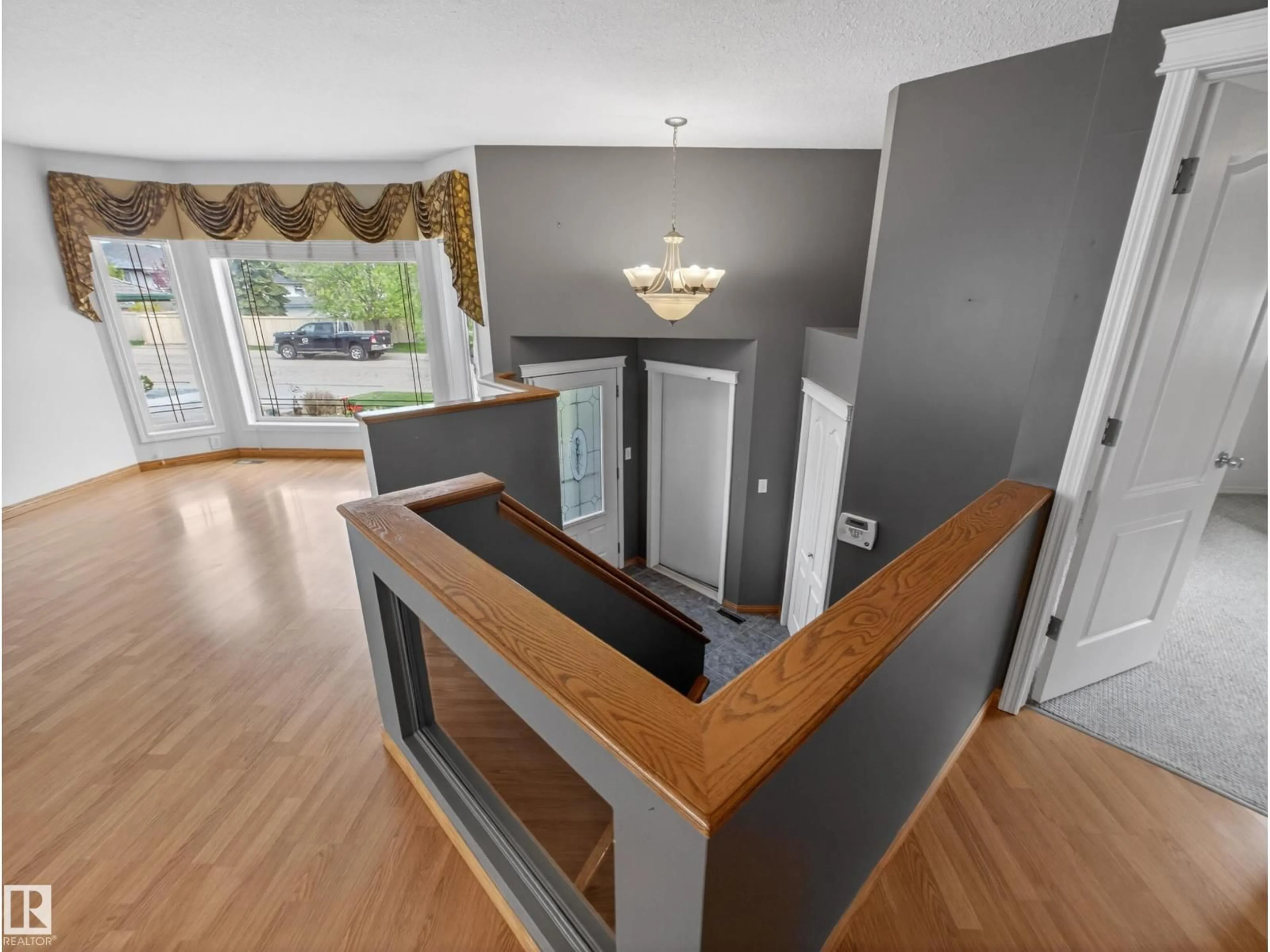 Unknown for 108 RIDGEPOINT WY, Sherwood Park Alberta T8A6B3