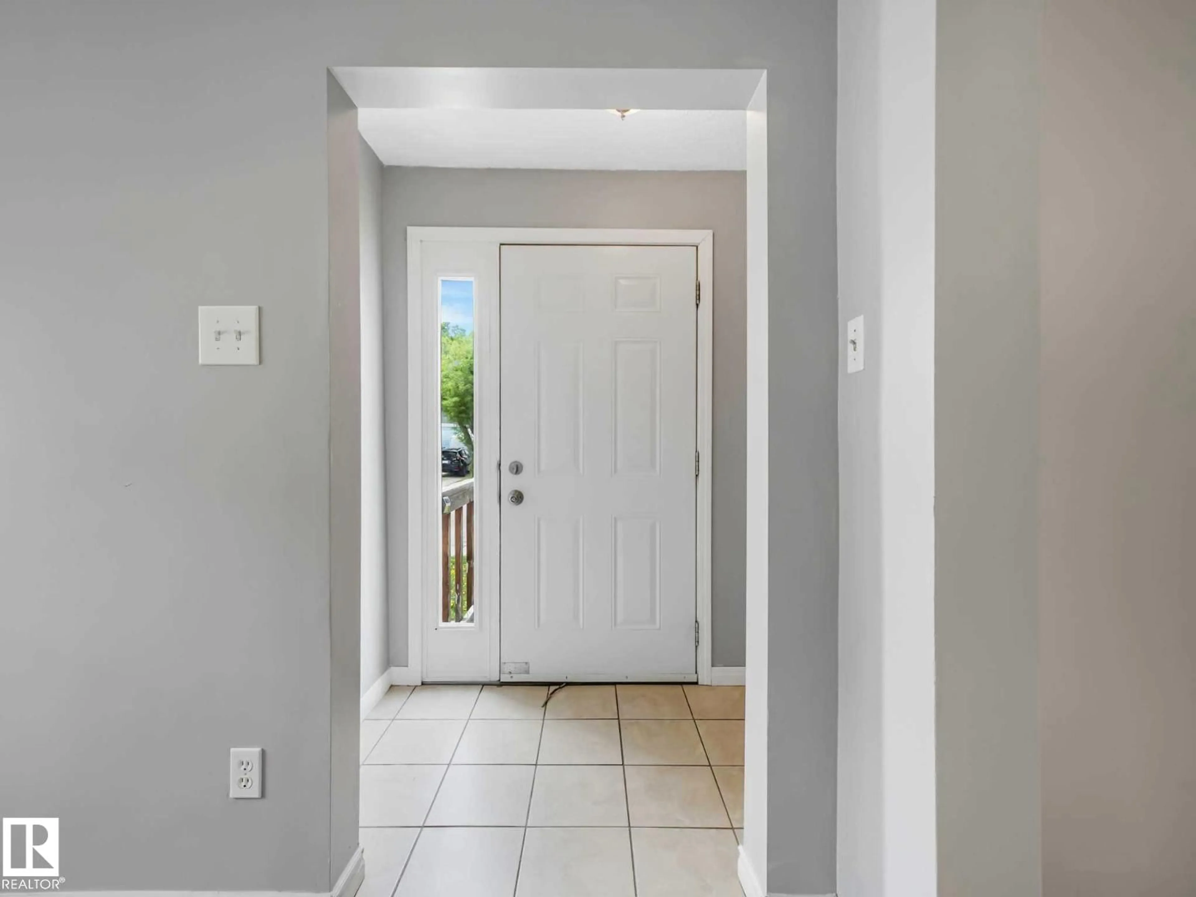 Indoor entryway for NW - 9911 161 ST, Edmonton Alberta T5P3H6