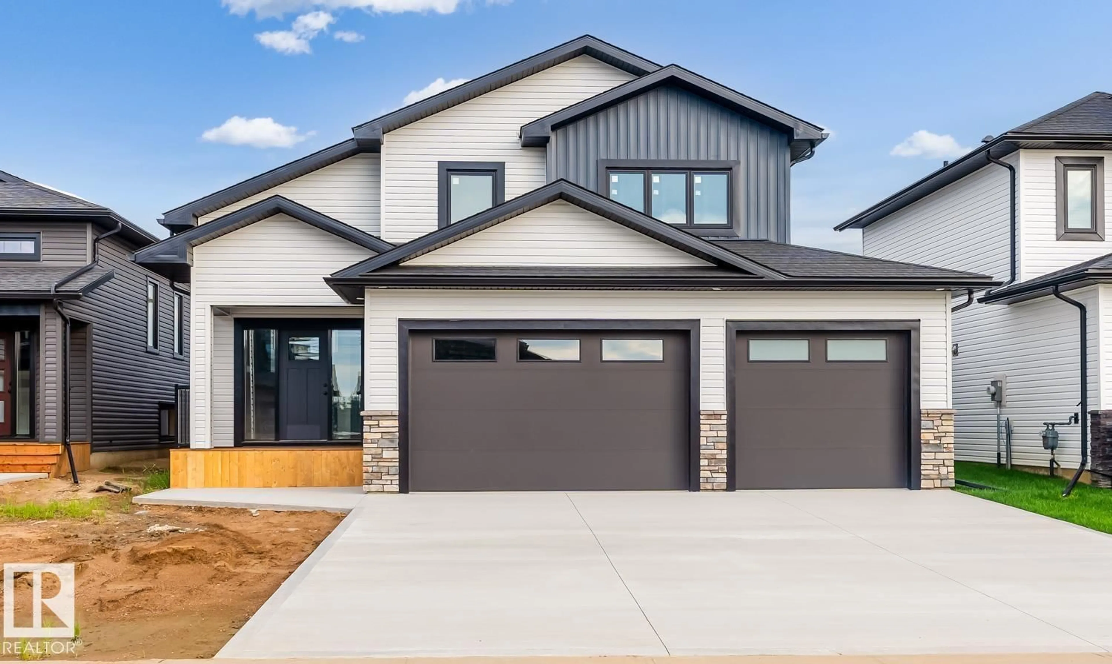 Home with vinyl exterior material, street for 301 FUNDY WY, Cold Lake Alberta T9M0M4
