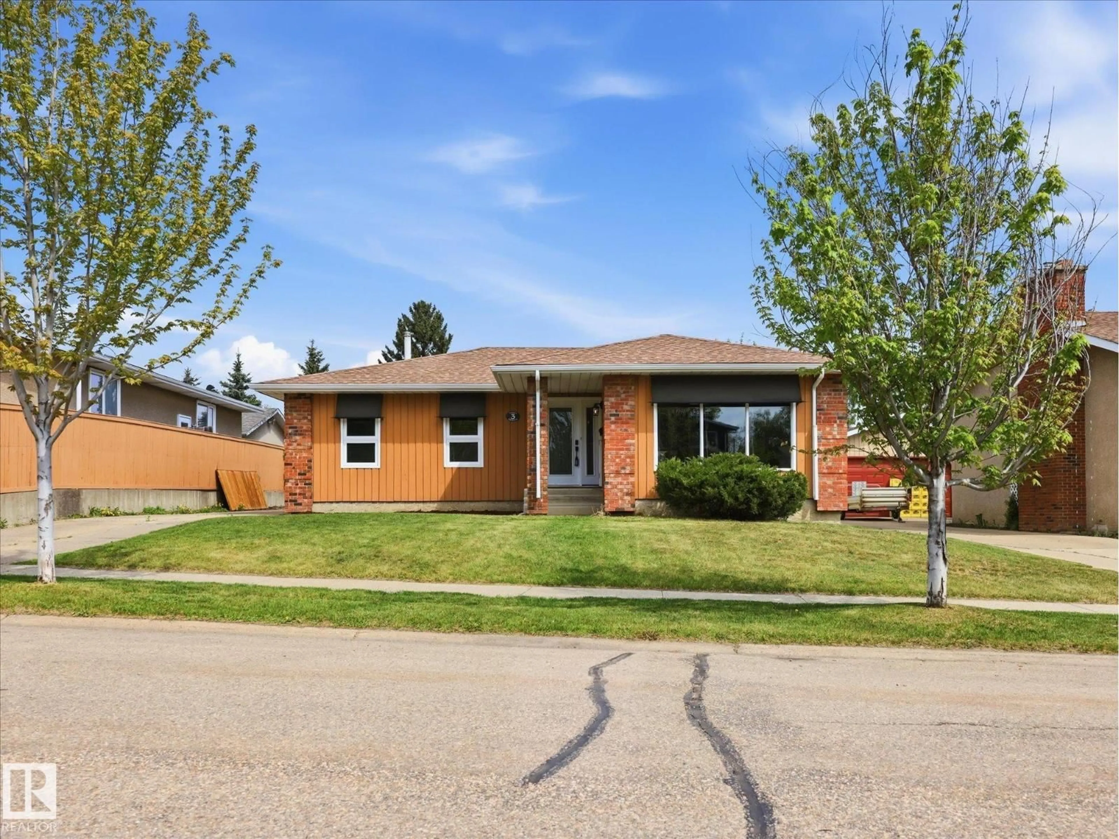 Home with brick exterior material, street for 3 FAIRFAX CR, St. Albert Alberta T8N1X9