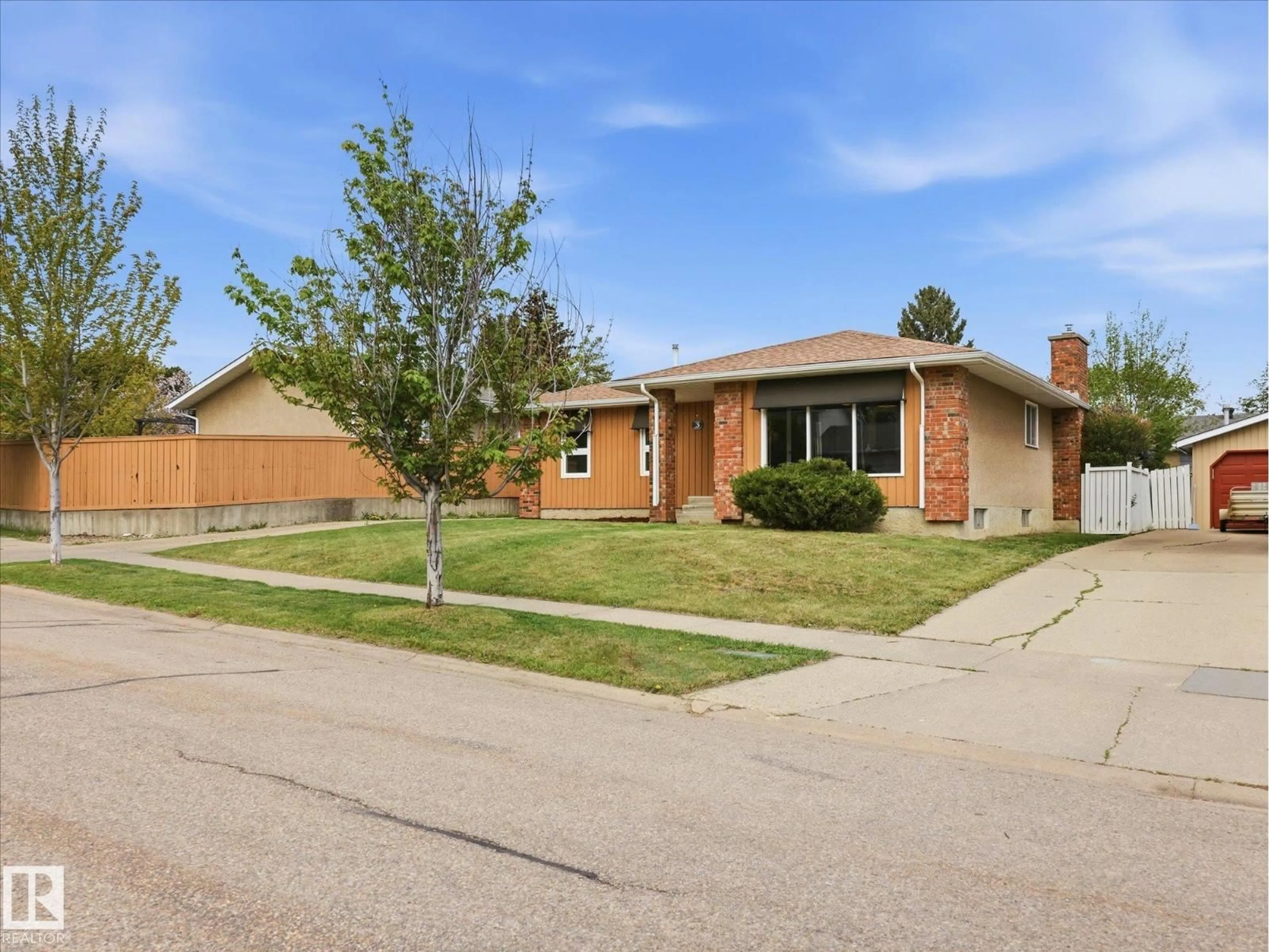 Home with brick exterior material, street for 3 FAIRFAX CR, St. Albert Alberta T8N1X9