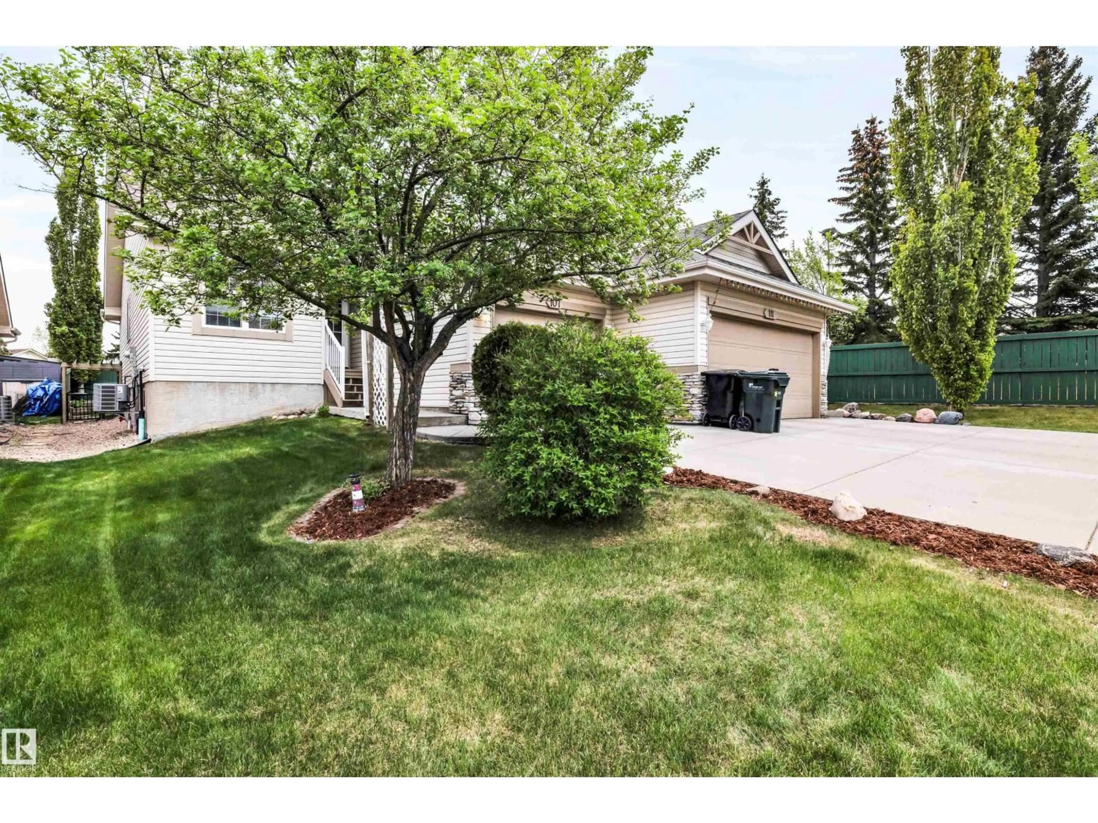 Home with vinyl exterior material, street for 107 CHRISTINA CO, Sherwood Park Alberta T8H2H9