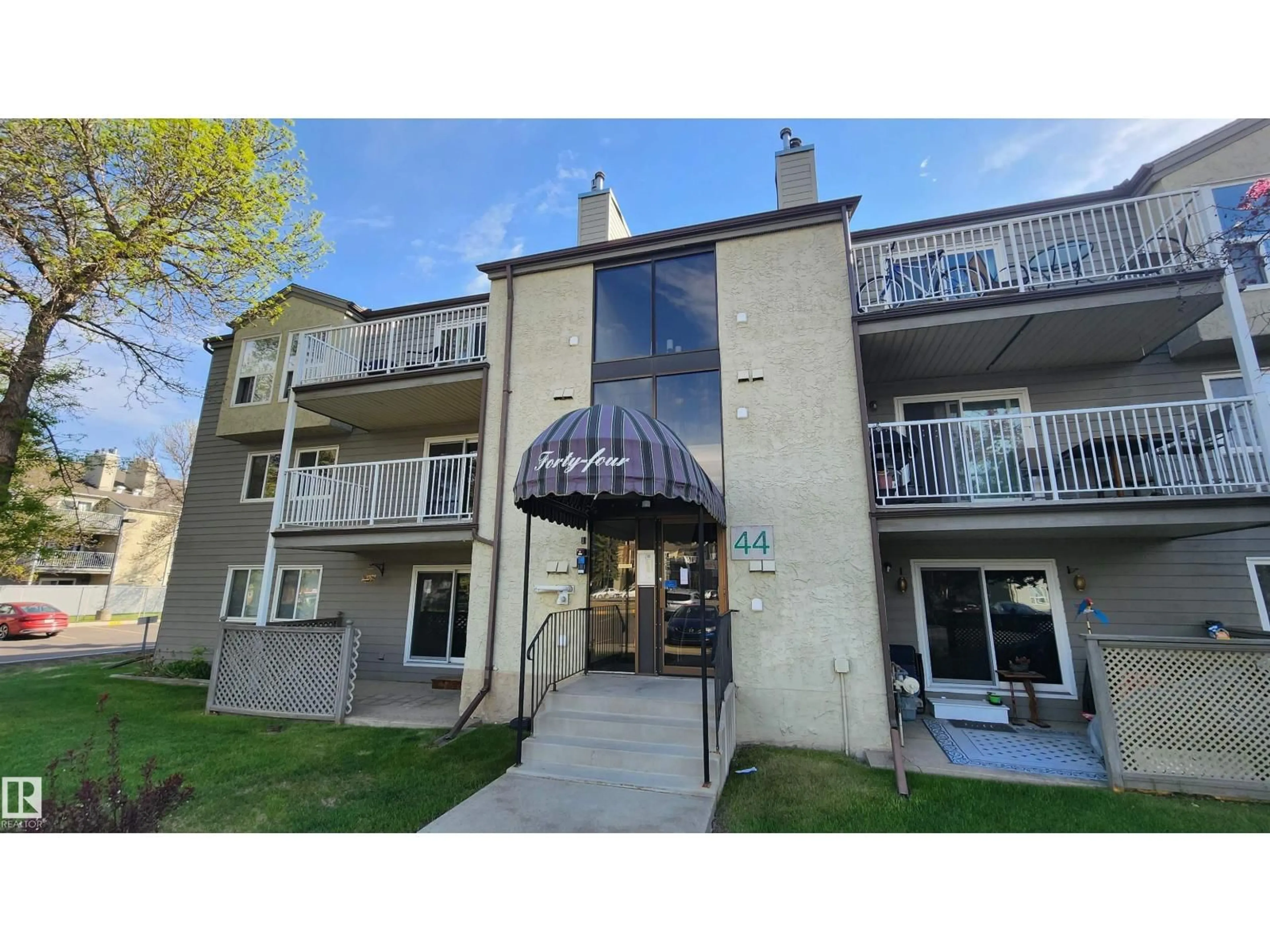 Patio, unknown for #203 - 44 ALPINE PL, St. Albert Alberta T8N3Y2