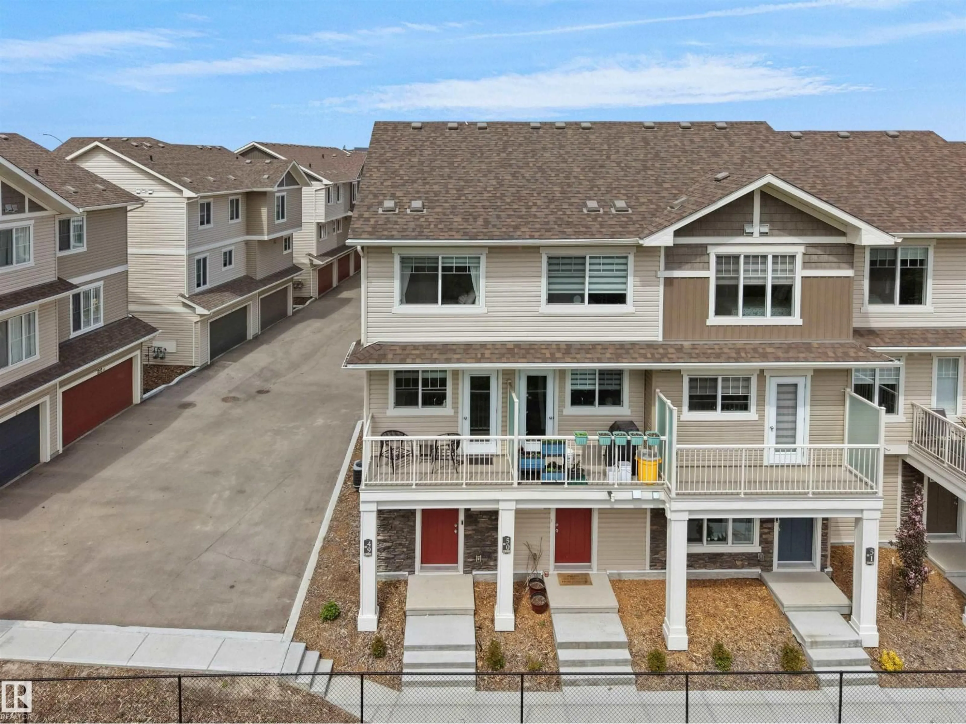 A pic from outside/outdoor area/front of a property/back of a property/a pic from drone, unknown for 49 17832 78 ST NW, Edmonton Alberta T5Z0P7