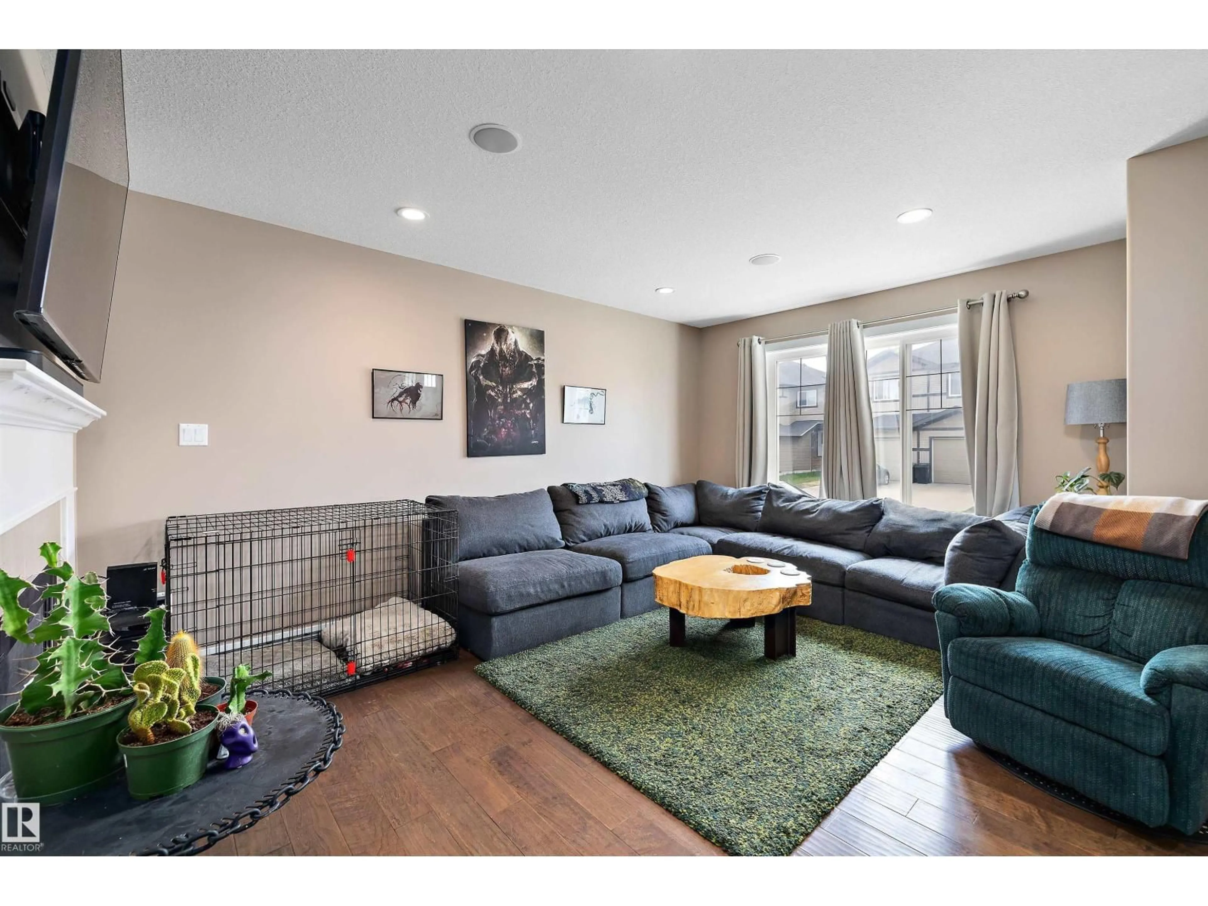 Living room with furniture, unknown for 102 RICHMOND LI, Fort Saskatchewan Alberta T8L0S6