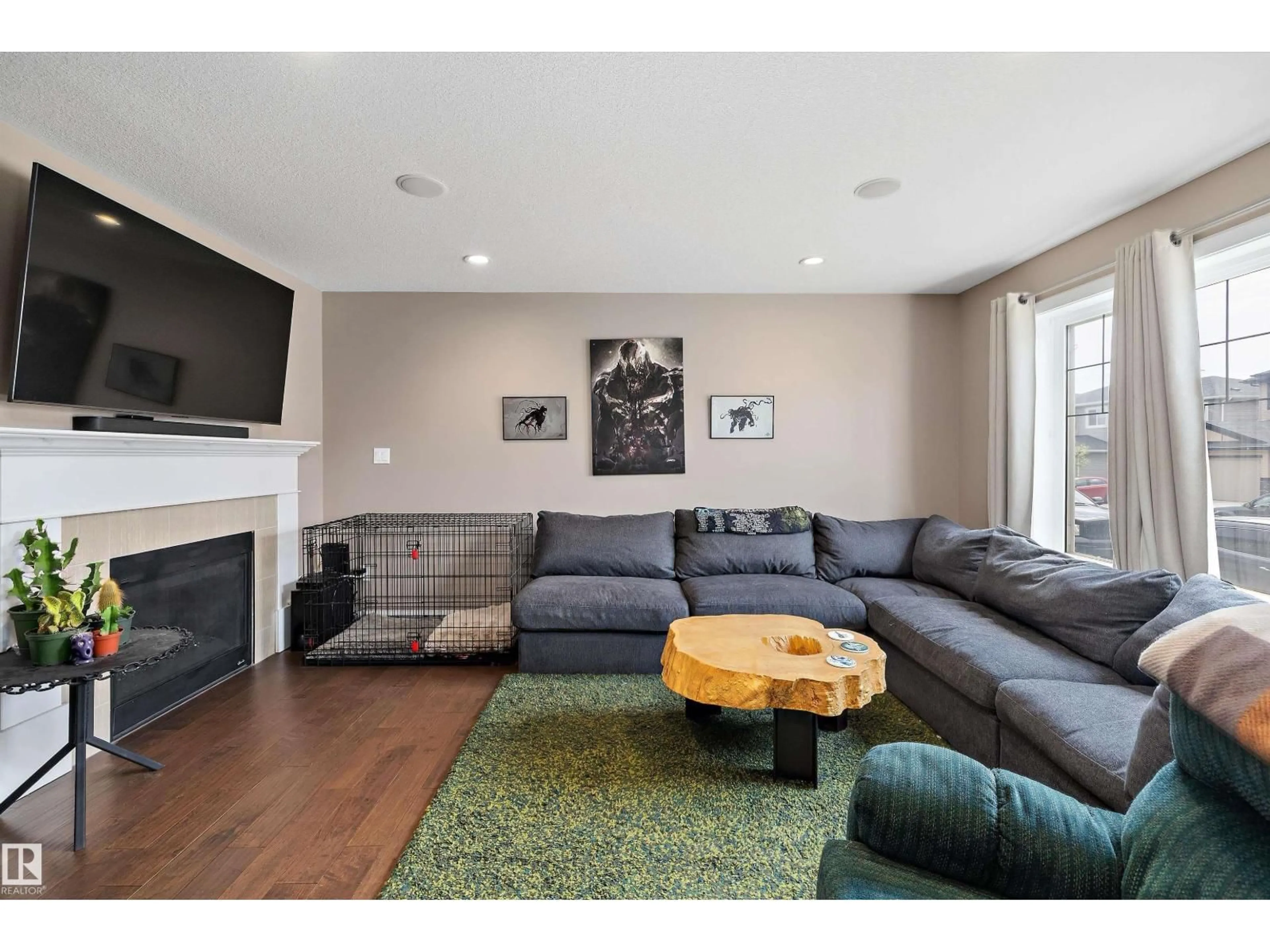 Living room with furniture, unknown for 102 RICHMOND LI, Fort Saskatchewan Alberta T8L0S6
