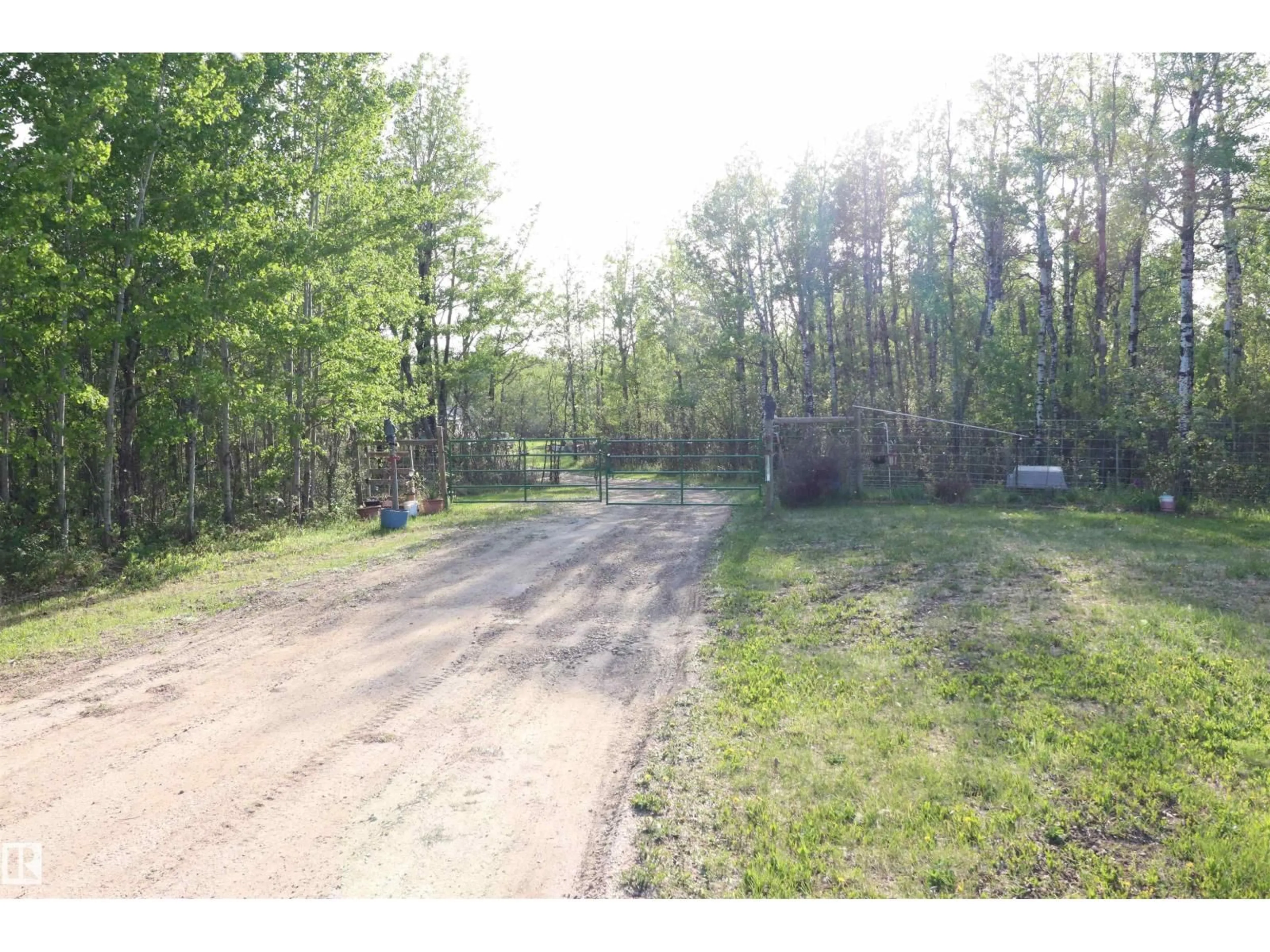 Unknown for 57318 RGE RD 25, Rural Barrhead County Alberta T0E1A0
