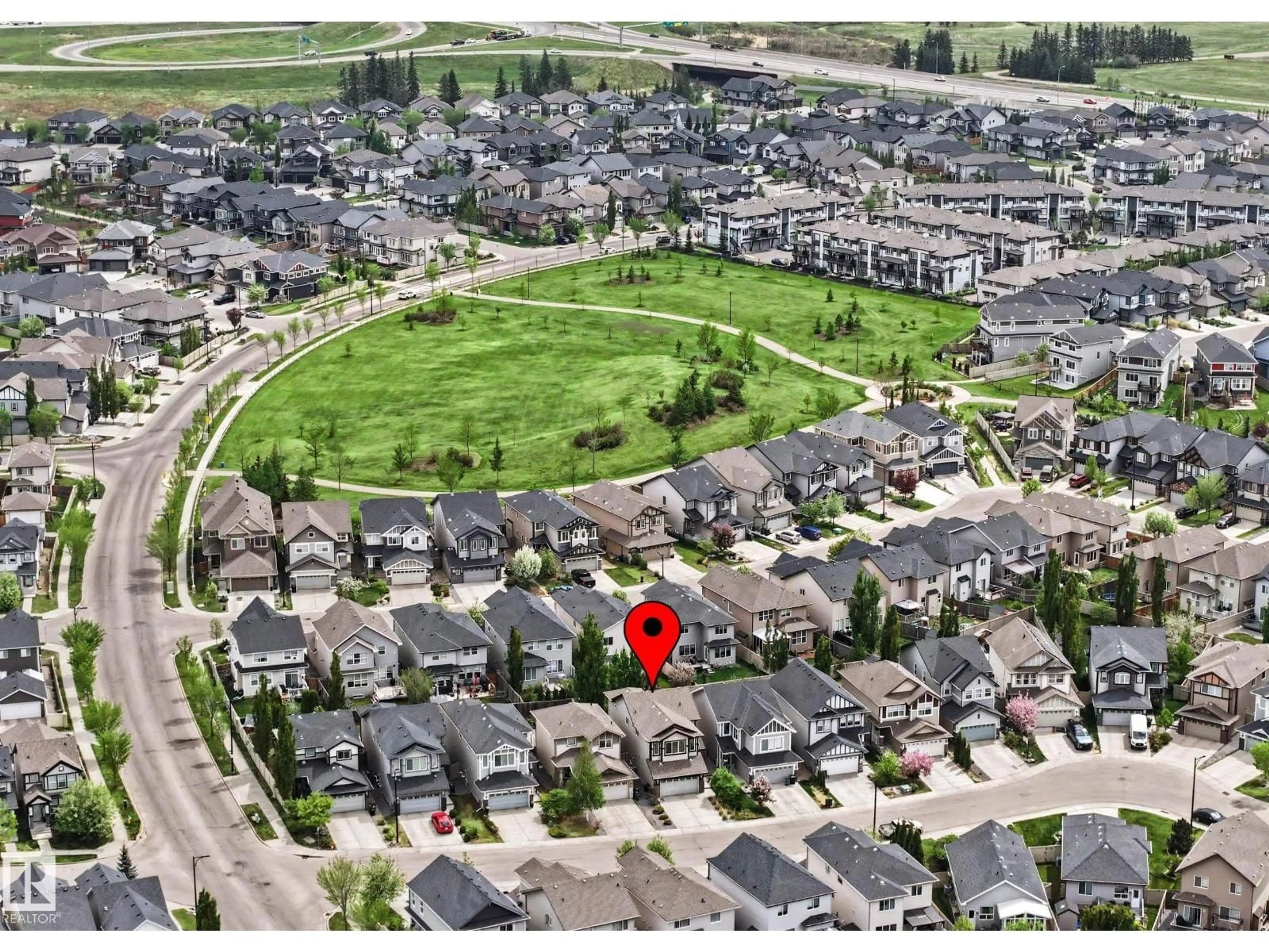 A pic from outside/outdoor area/front of a property/back of a property/a pic from drone, unknown for 3411 ABBOTT WY, Edmonton Alberta T6W0X3
