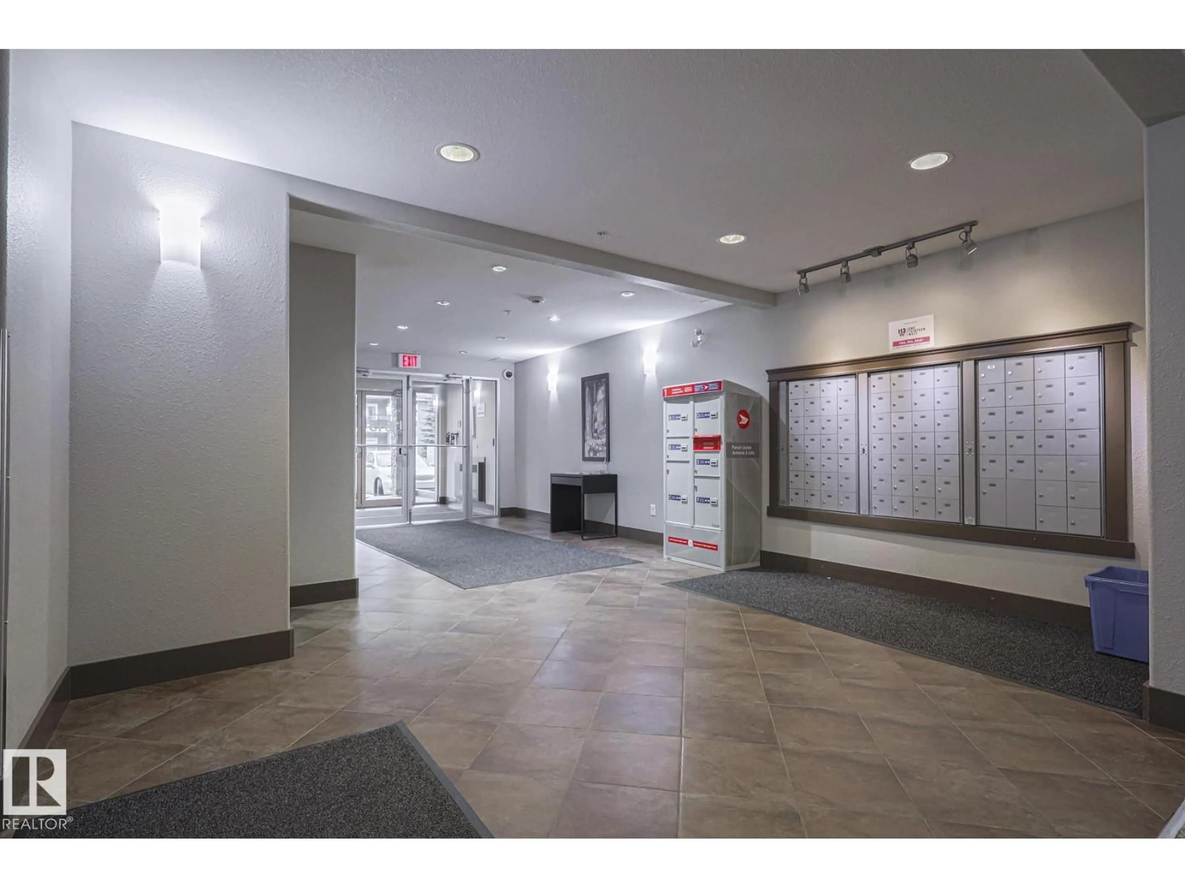 Indoor foyer for #313 - 11615 ELLERSLIE RD, Edmonton Alberta T6W0J3