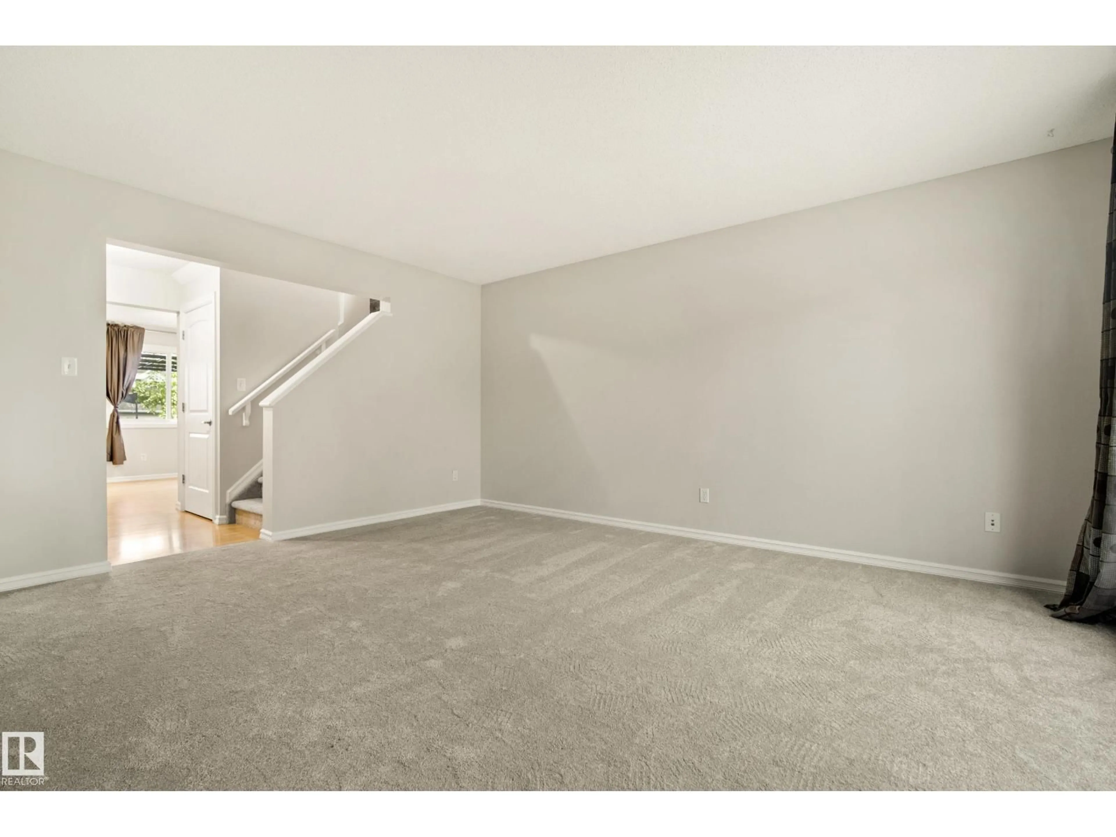 A pic of a room for 2369 27 AV, Edmonton Alberta T6T0A6