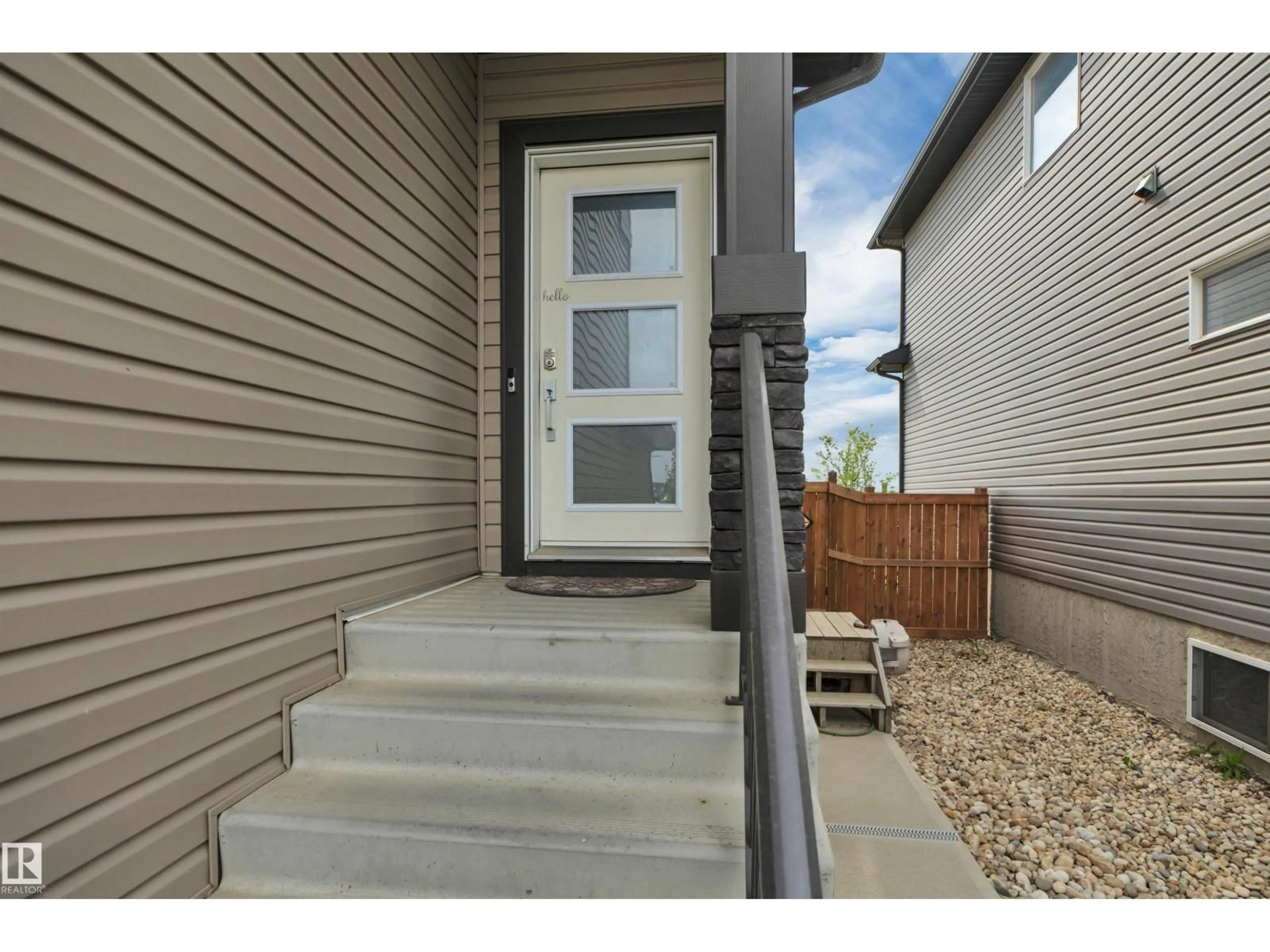 Indoor entryway for 548 REYNALDS WD, Leduc Alberta T9E0T2