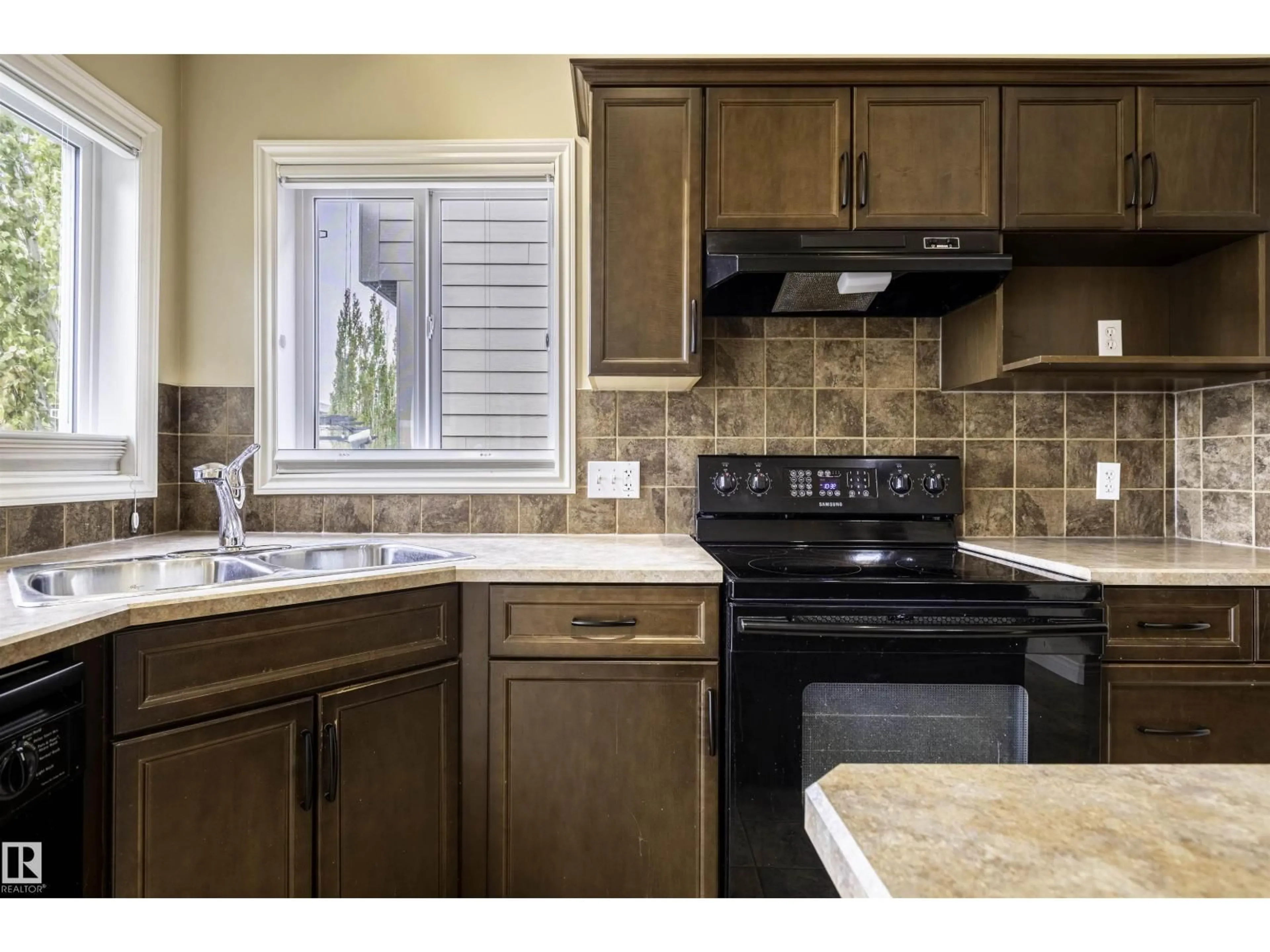 Standard kitchen, ceramic/tile floor for 9811 103 AV, Morinville Alberta T8R1R7